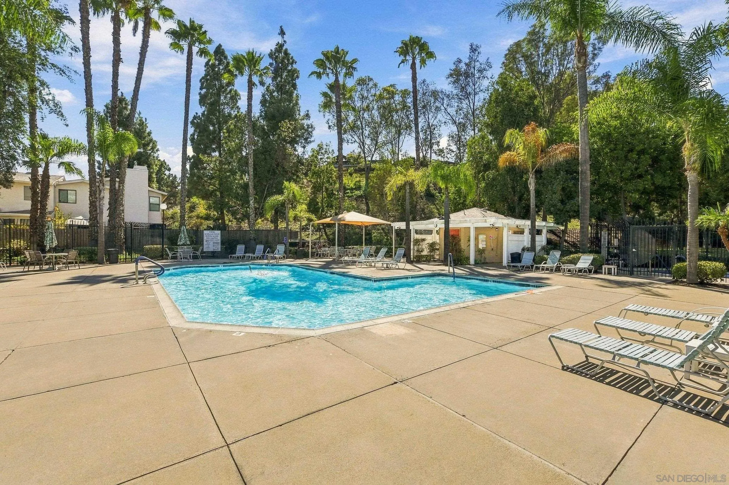 https://cdn.realtyfeed.com/cdn/127/260023821/3c943fb130a8d027fb0c481bf645f584.webp