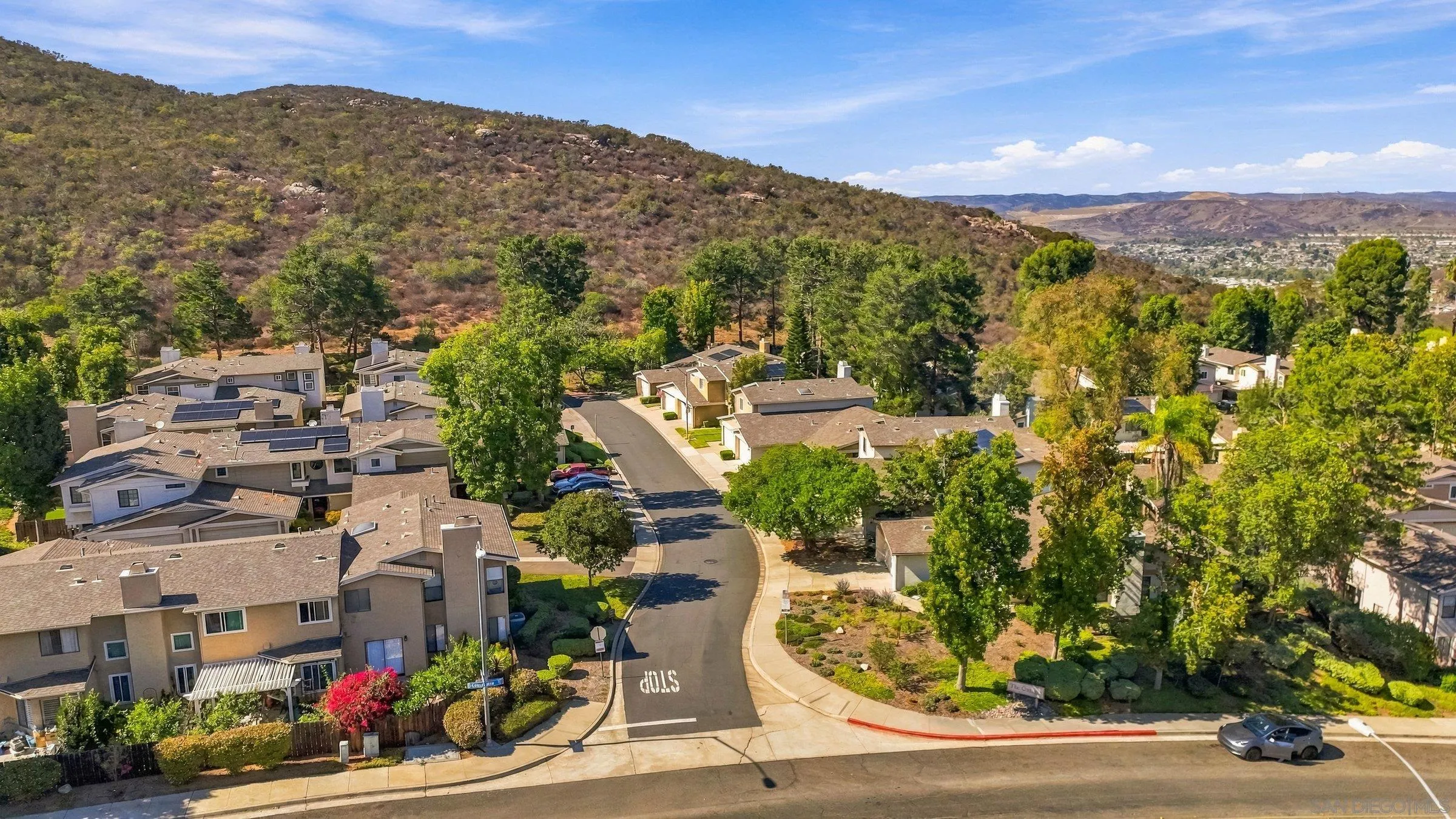 https://cdn.realtyfeed.com/cdn/127/260023821/cfc612822475c9c9805bf7586c9484d0.webp