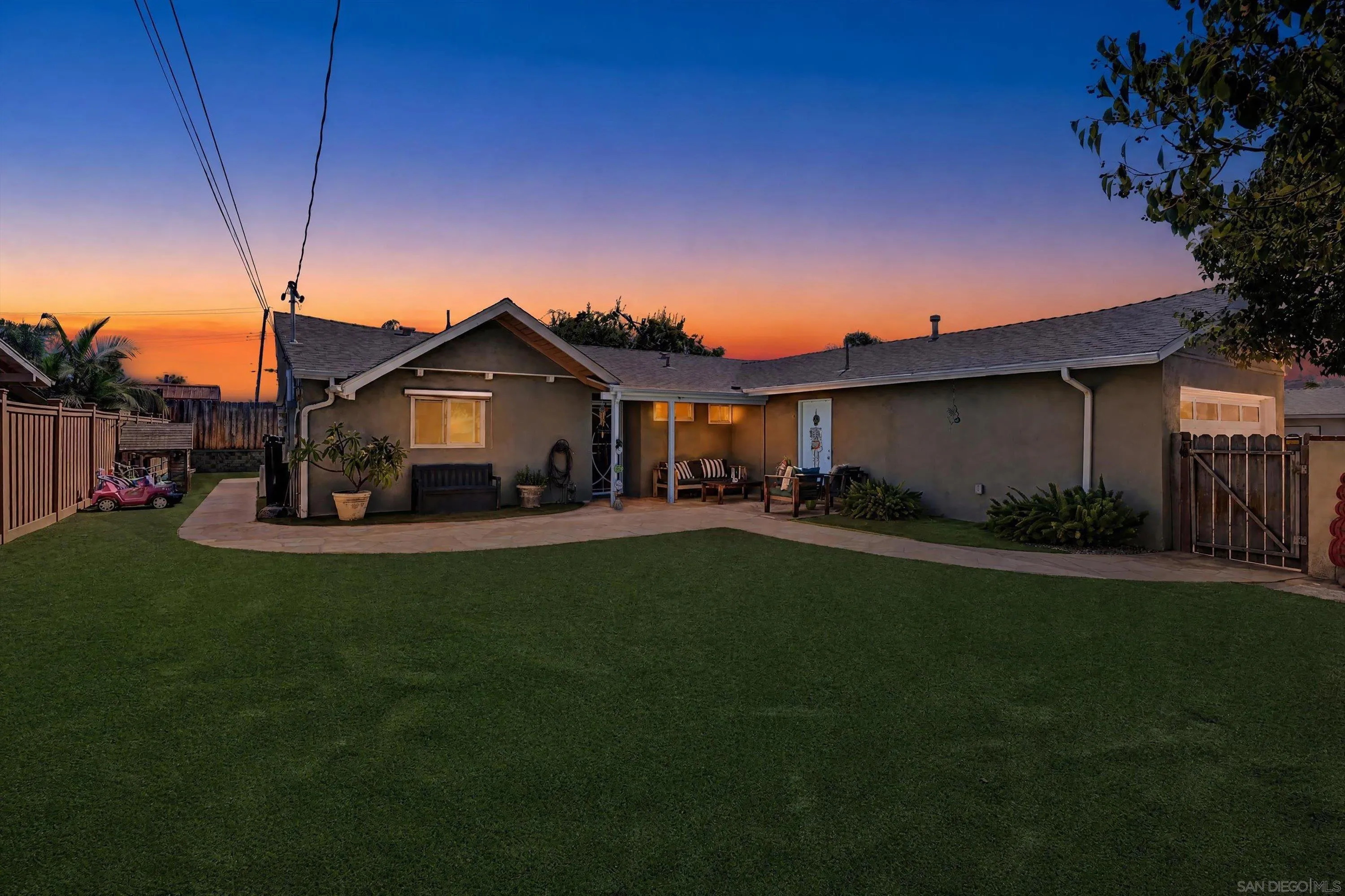 Poway, CA 92064