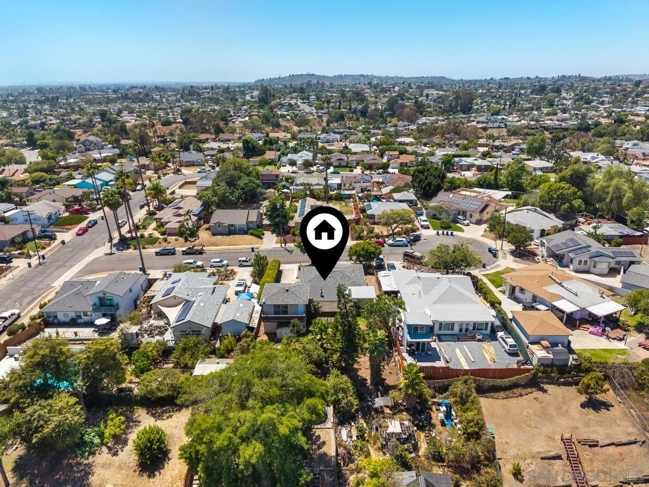 https://cdn.realtyfeed.com/cdn/127/260023836/0481f53a95b4abc67373caadbc275b39.webp