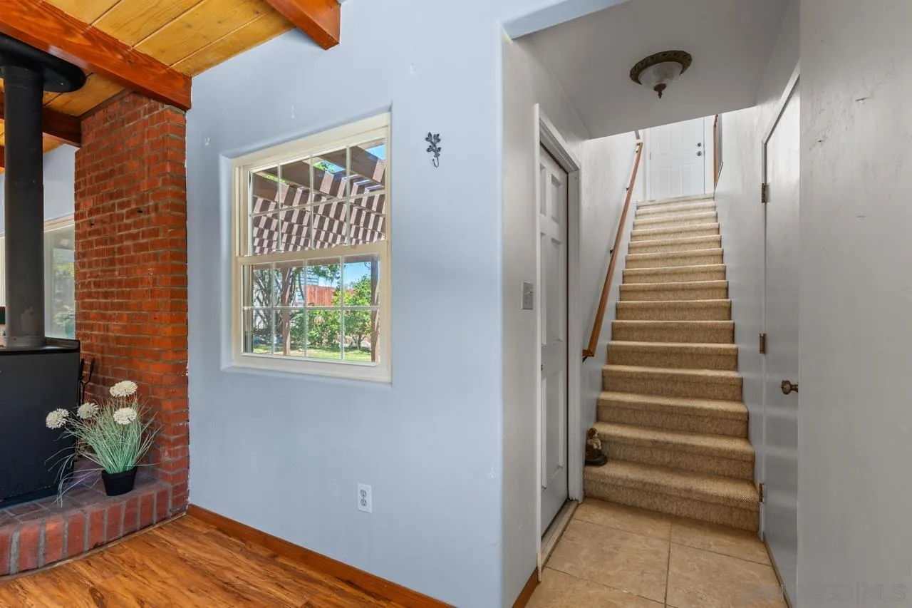 https://cdn.realtyfeed.com/cdn/127/260023836/2b4eca247228fc2c0396f56a0a63f59a.webp