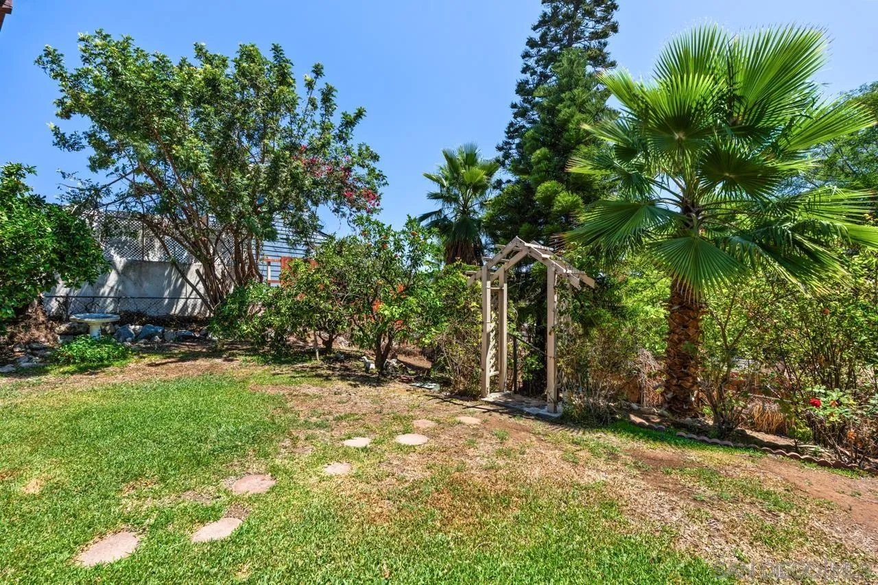 https://cdn.realtyfeed.com/cdn/127/260023836/4ec167a8056380c829b75547a9b02c3f.webp