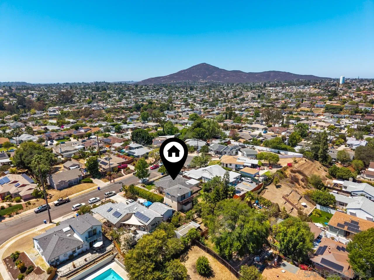https://cdn.realtyfeed.com/cdn/127/260023836/a6e64a68f51b976a5256ac59d63c0596.webp