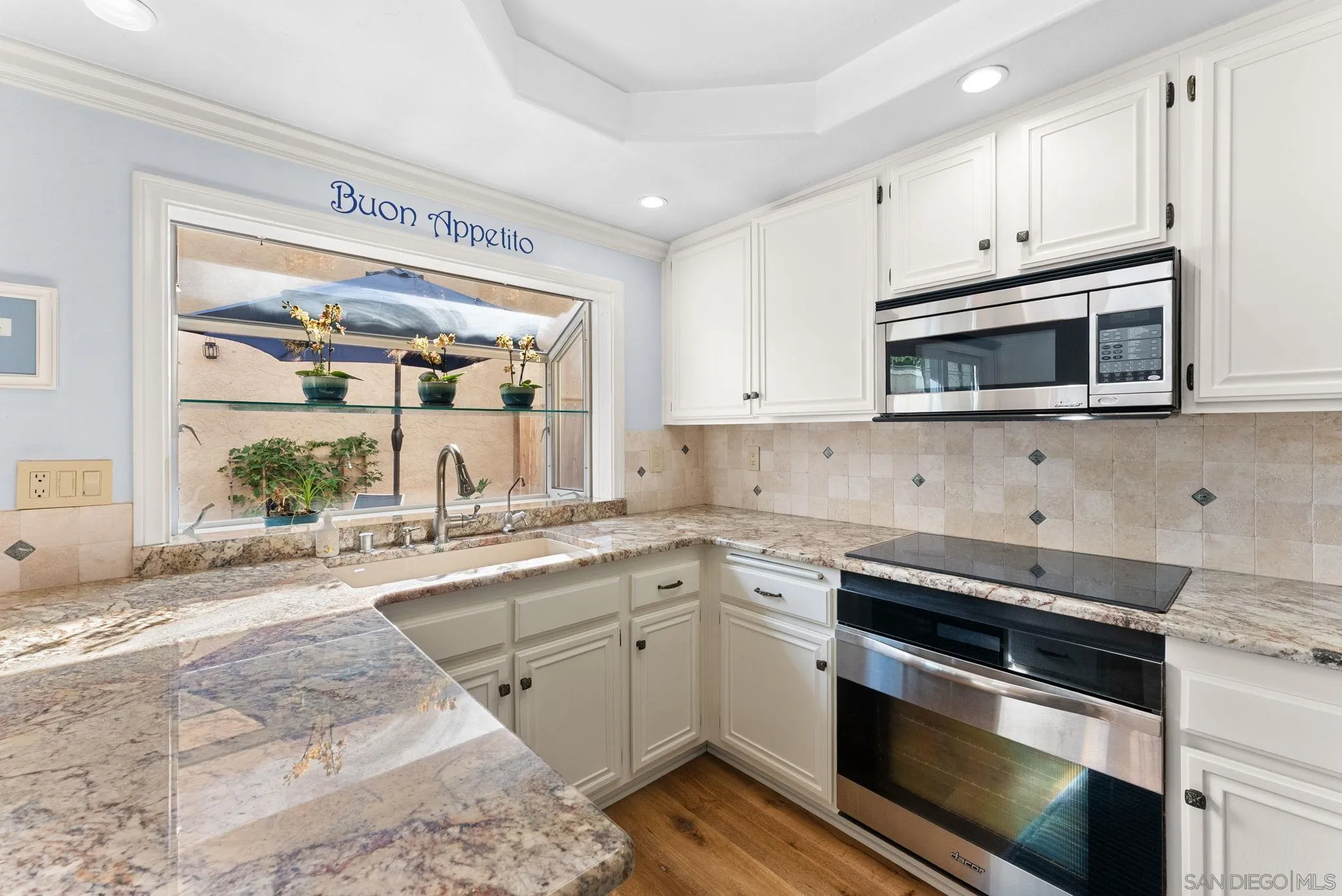 https://cdn.realtyfeed.com/cdn/127/260023841/0d3dbdea2a19cc06ed54e3a40c6121ad.webp