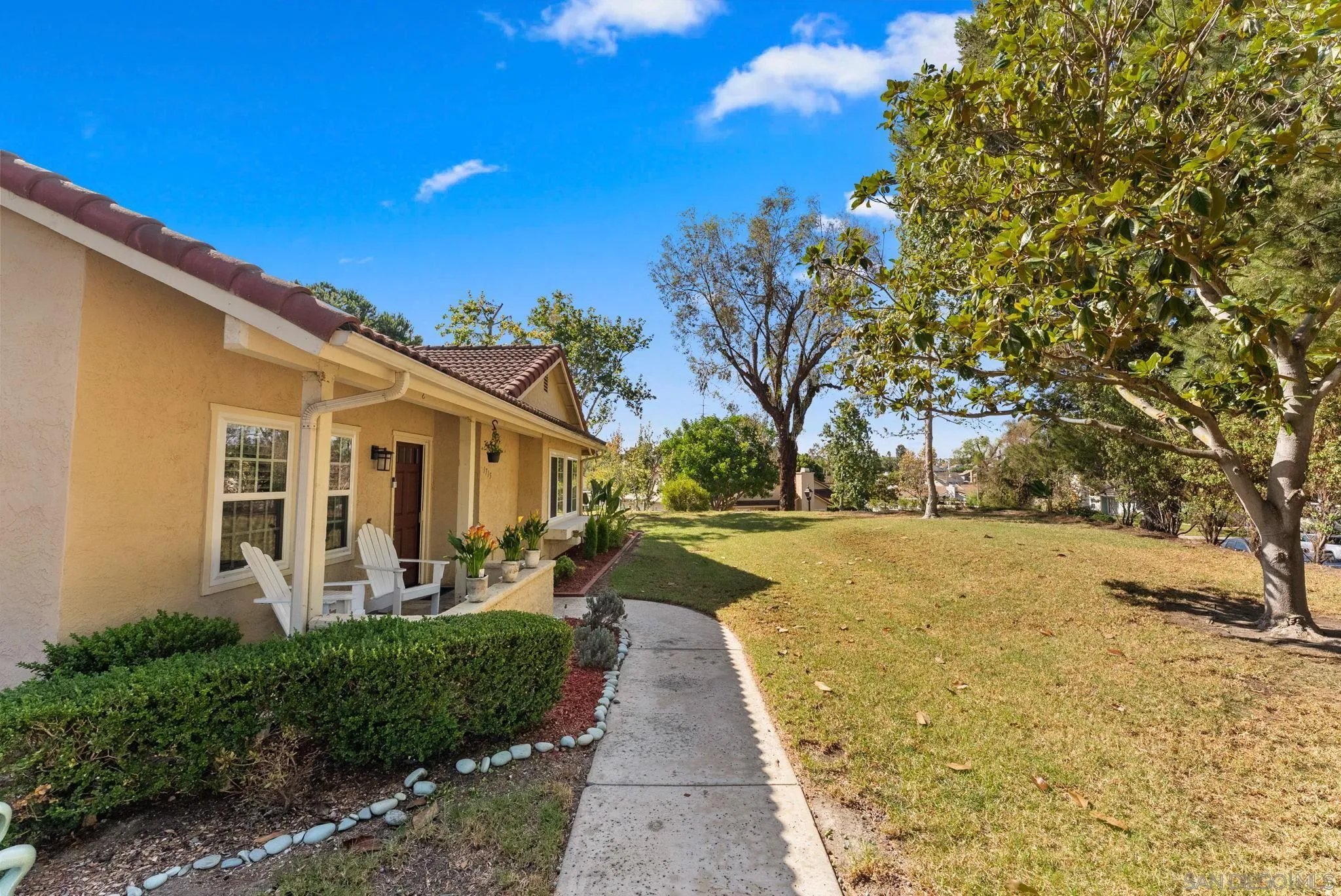 https://cdn.realtyfeed.com/cdn/127/260023841/3beea1c8864fcc20ccfc2885acc1a120.webp