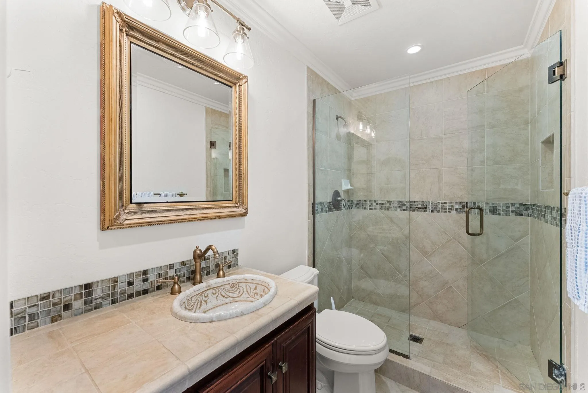 https://cdn.realtyfeed.com/cdn/127/260023841/815bfae5deeb801ac2493ec5297154da.webp