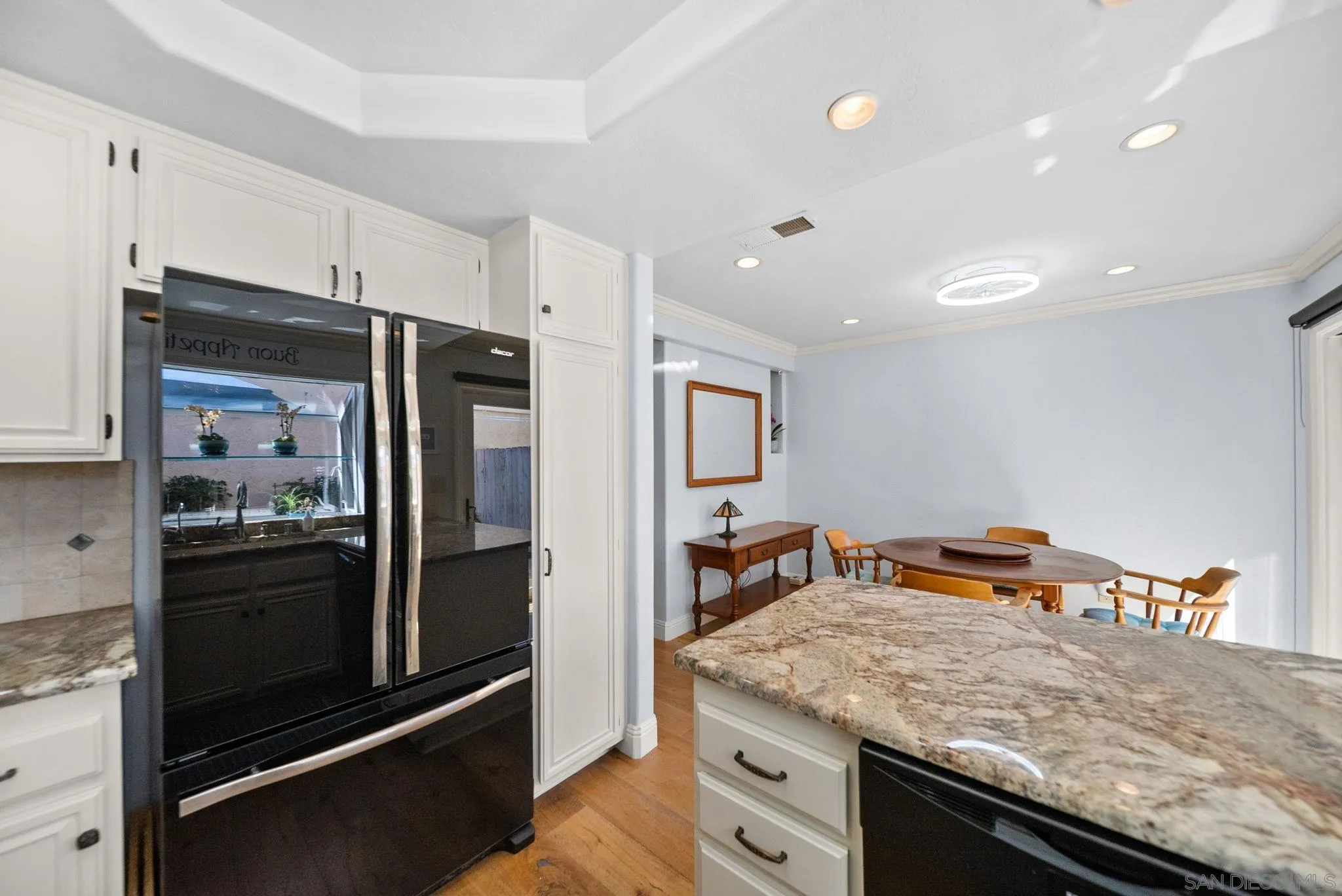 https://cdn.realtyfeed.com/cdn/127/260023841/95e78154ede0718e2a85cf2c3017abcd.webp