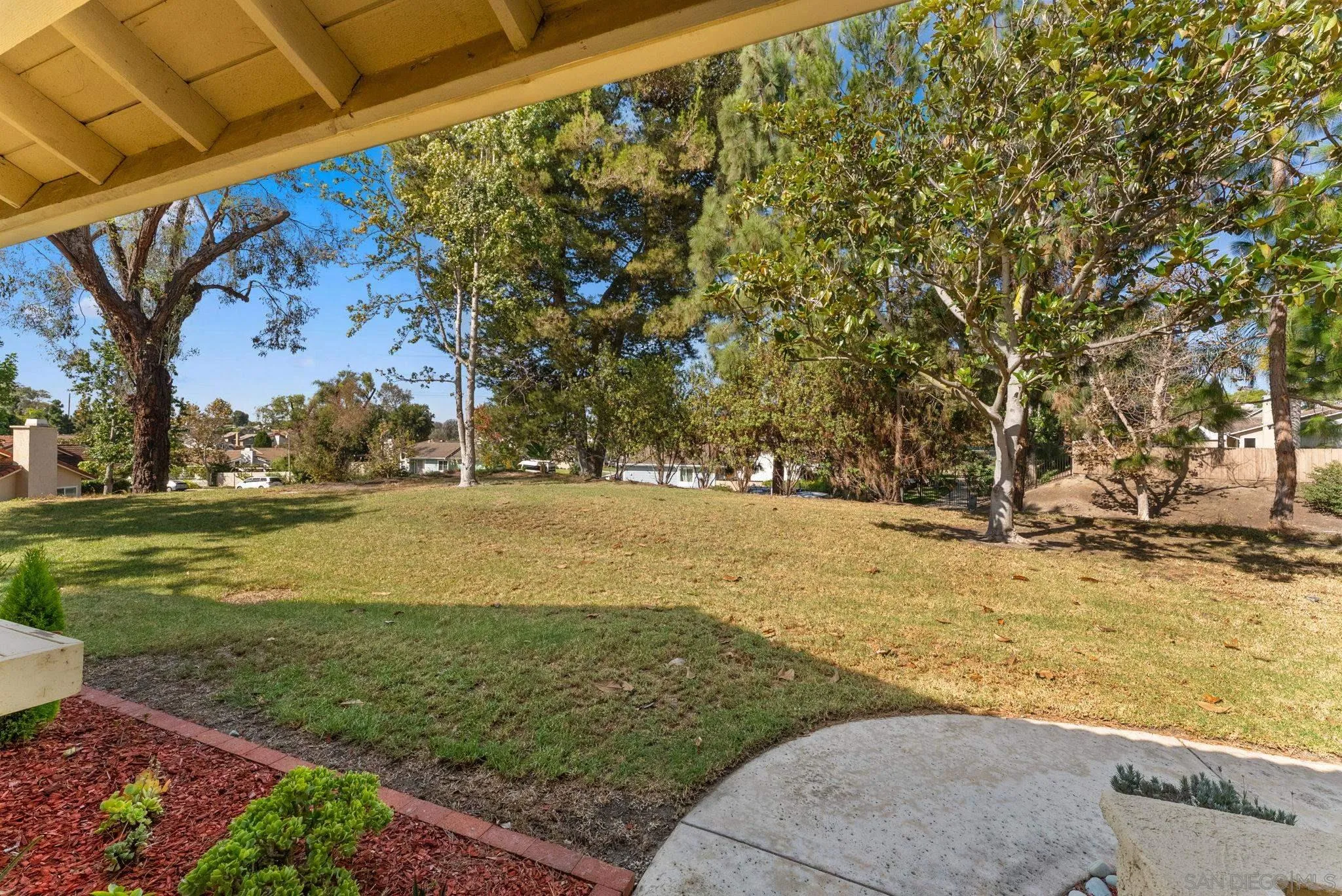 https://cdn.realtyfeed.com/cdn/127/260023841/dc259de6050a08d09572468fdb8466ad.webp