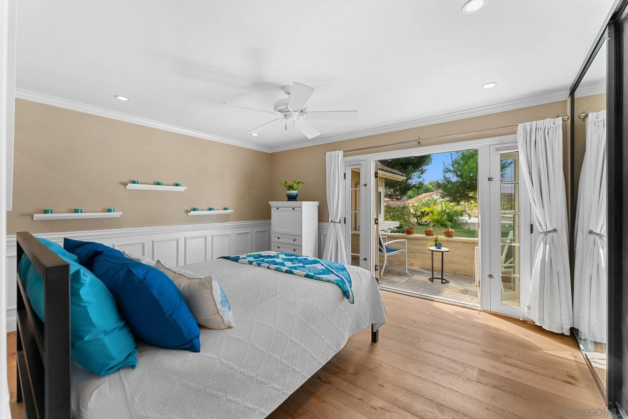 https://cdn.realtyfeed.com/cdn/127/260023841/df78c4bc1131d9878f9fa7f11fff9c5c.webp