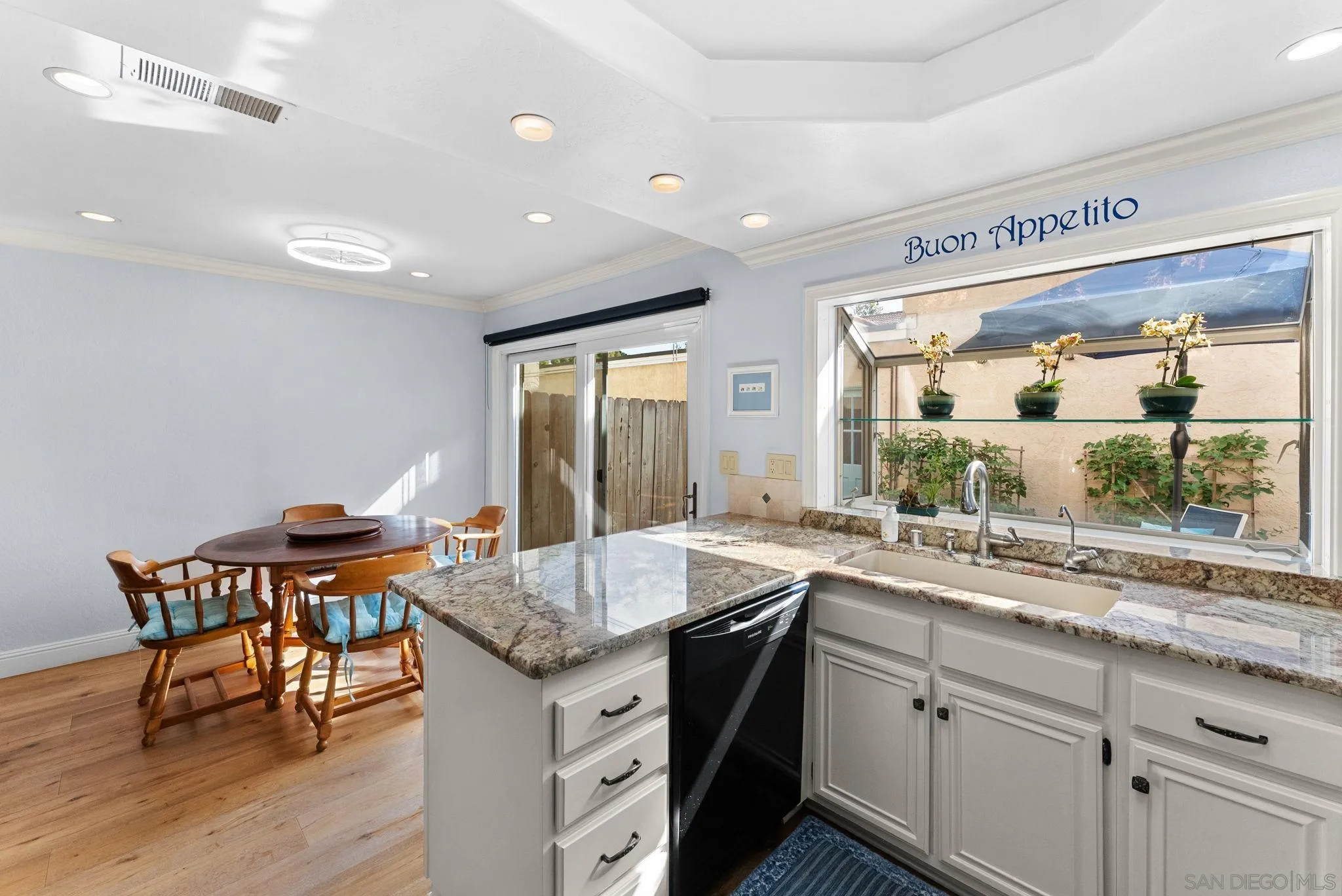 https://cdn.realtyfeed.com/cdn/127/260023841/e0fd46947b89c810e8ae7264b3dd151b.webp