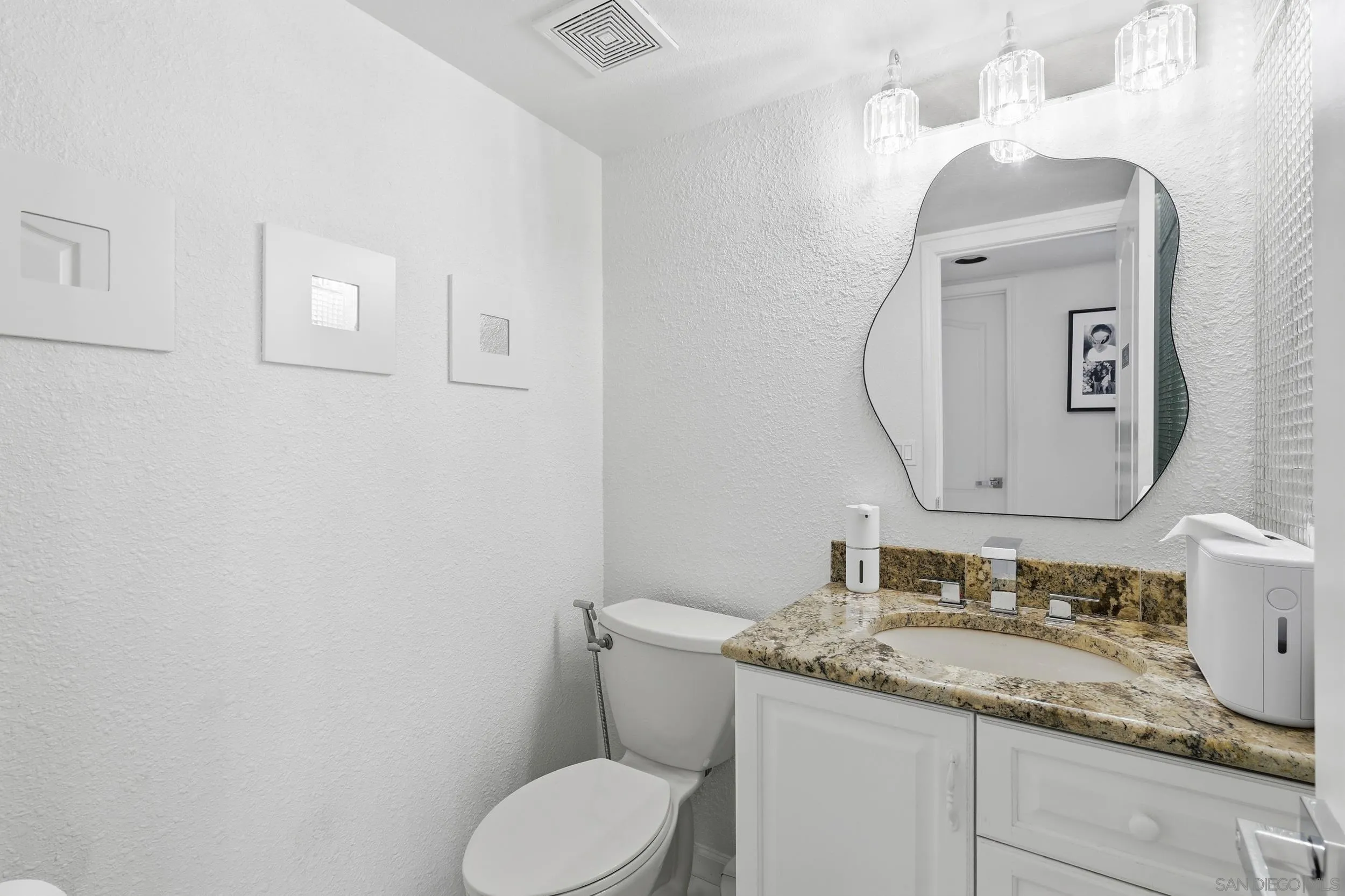 https://cdn.realtyfeed.com/cdn/127/260023847/048e9149634f974e74bd775cd769b3bf.webp