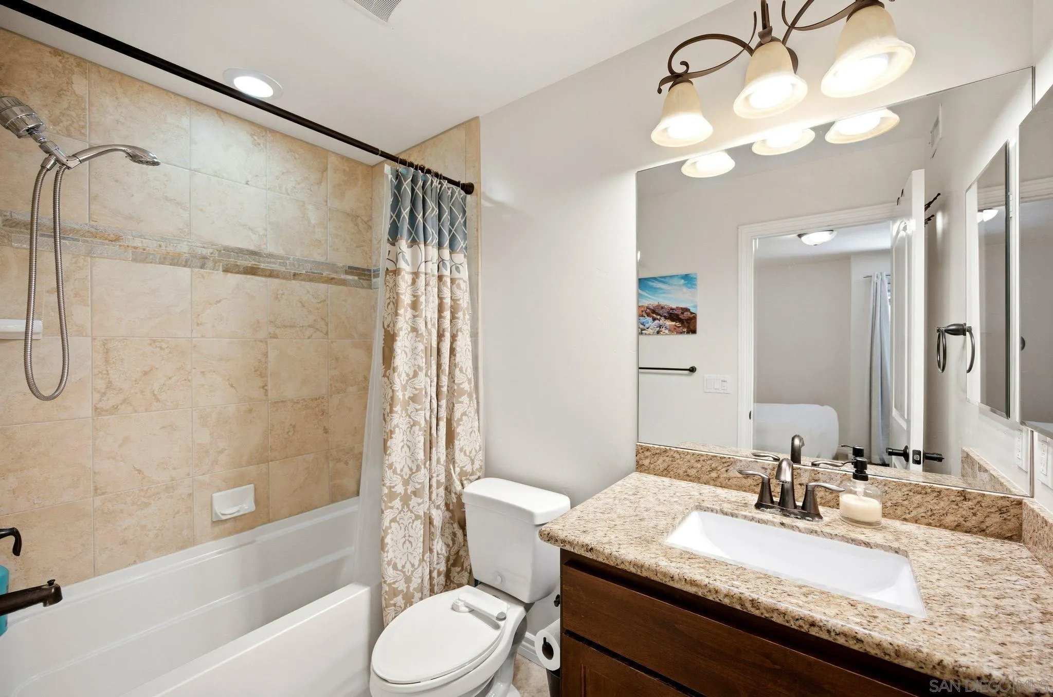 https://cdn.realtyfeed.com/cdn/127/260023848/3ede069ec2f8d4650b96a541a57d18fd.webp