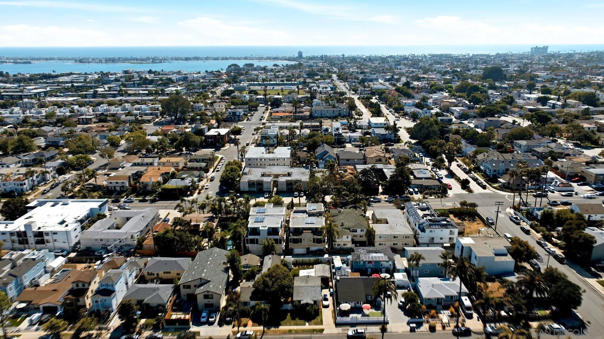https://cdn.realtyfeed.com/cdn/127/260023848/4fa52ddec1ccb669fbaf578b17aa9678.webp