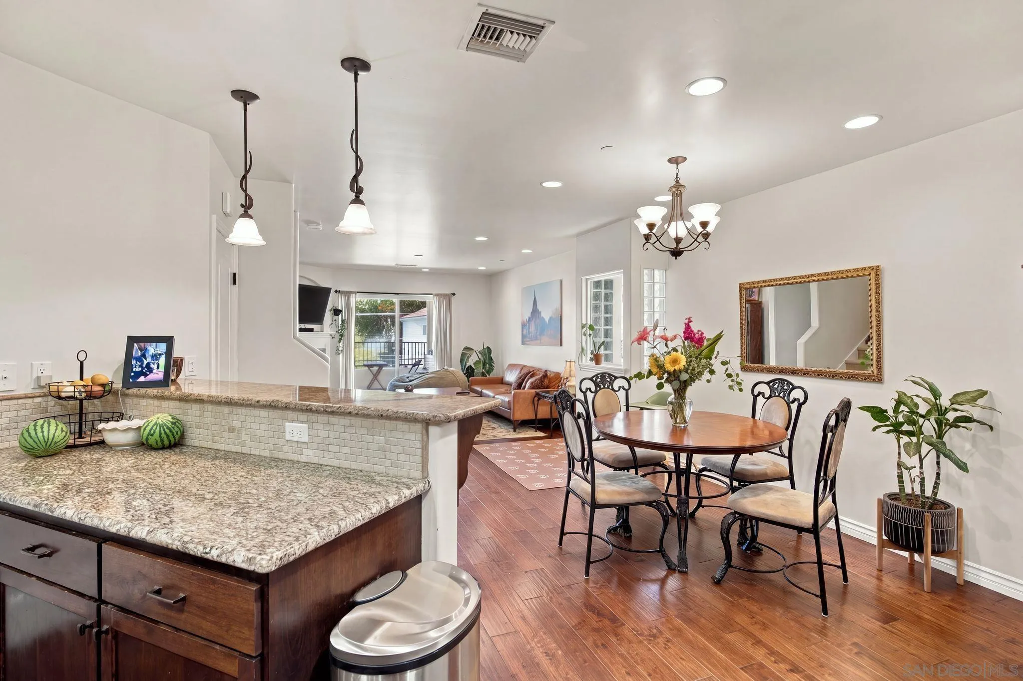 https://cdn.realtyfeed.com/cdn/127/260023848/5b267ce60ea84bac7a48ad7b4d7bcc29.webp