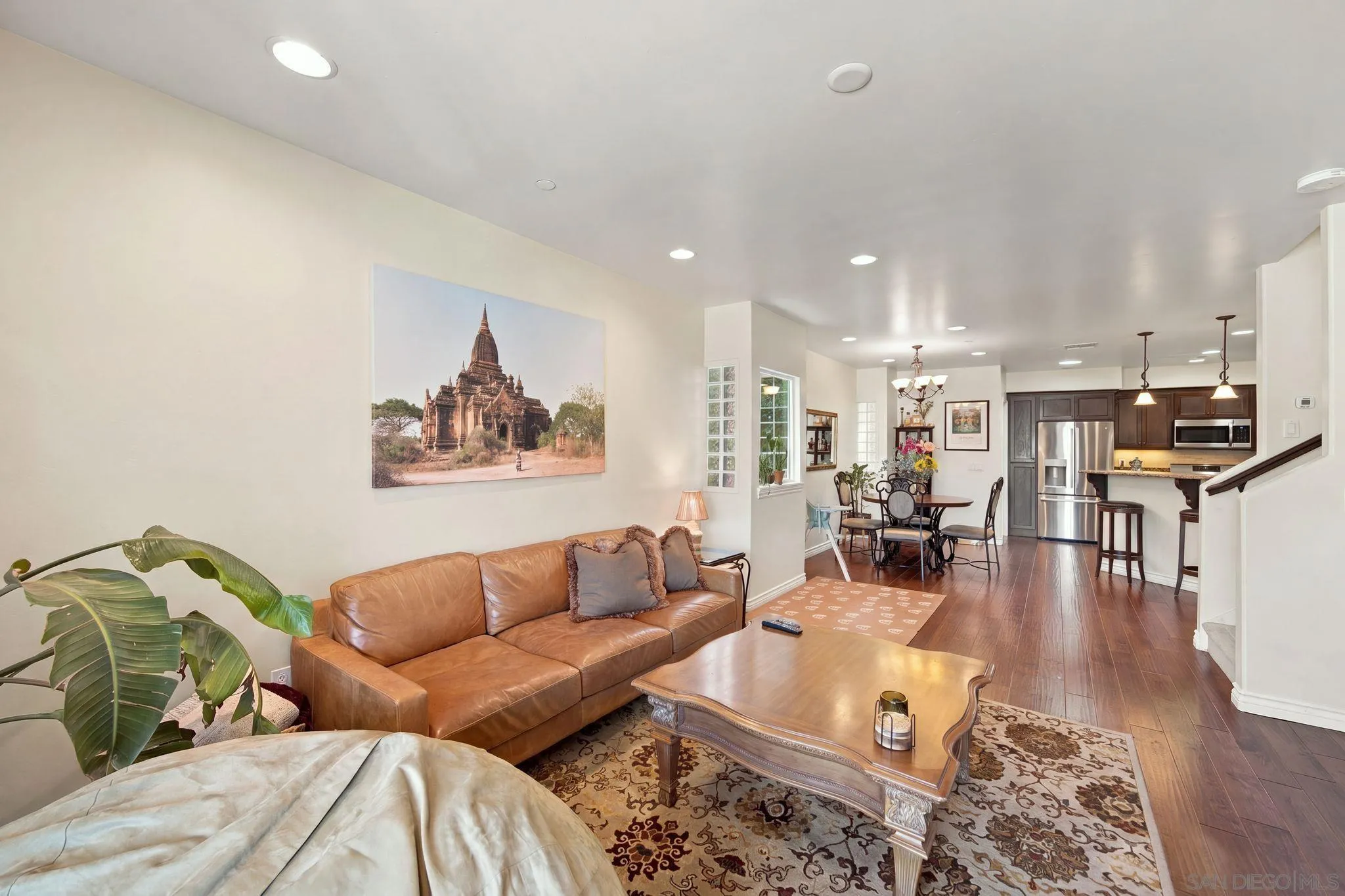 https://cdn.realtyfeed.com/cdn/127/260023848/7e491c66355055cc064e1e5250120594.webp