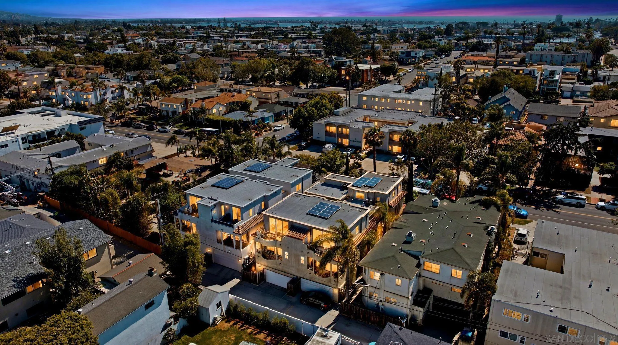 https://cdn.realtyfeed.com/cdn/127/260023848/c4f9932765645e65bf490a967b40e644.webp