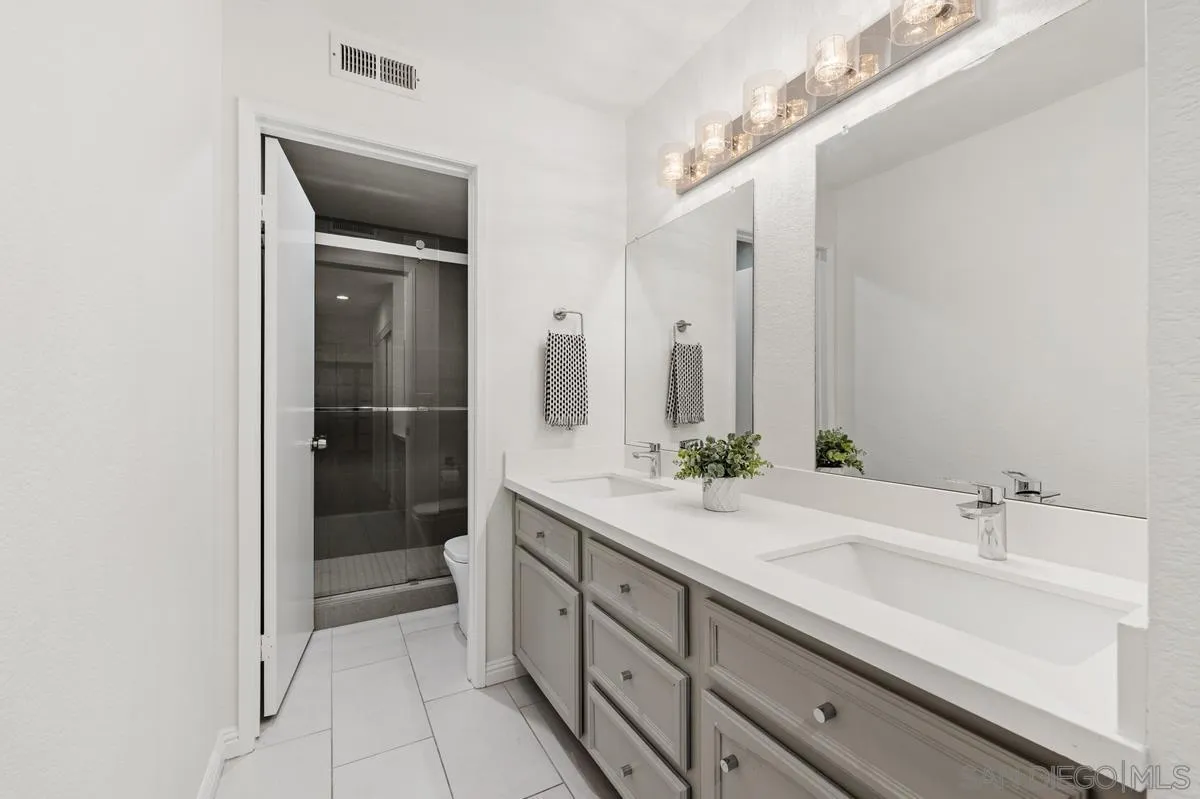https://cdn.realtyfeed.com/cdn/127/260023849/f85d93c727656919510746b5885dd73c.webp