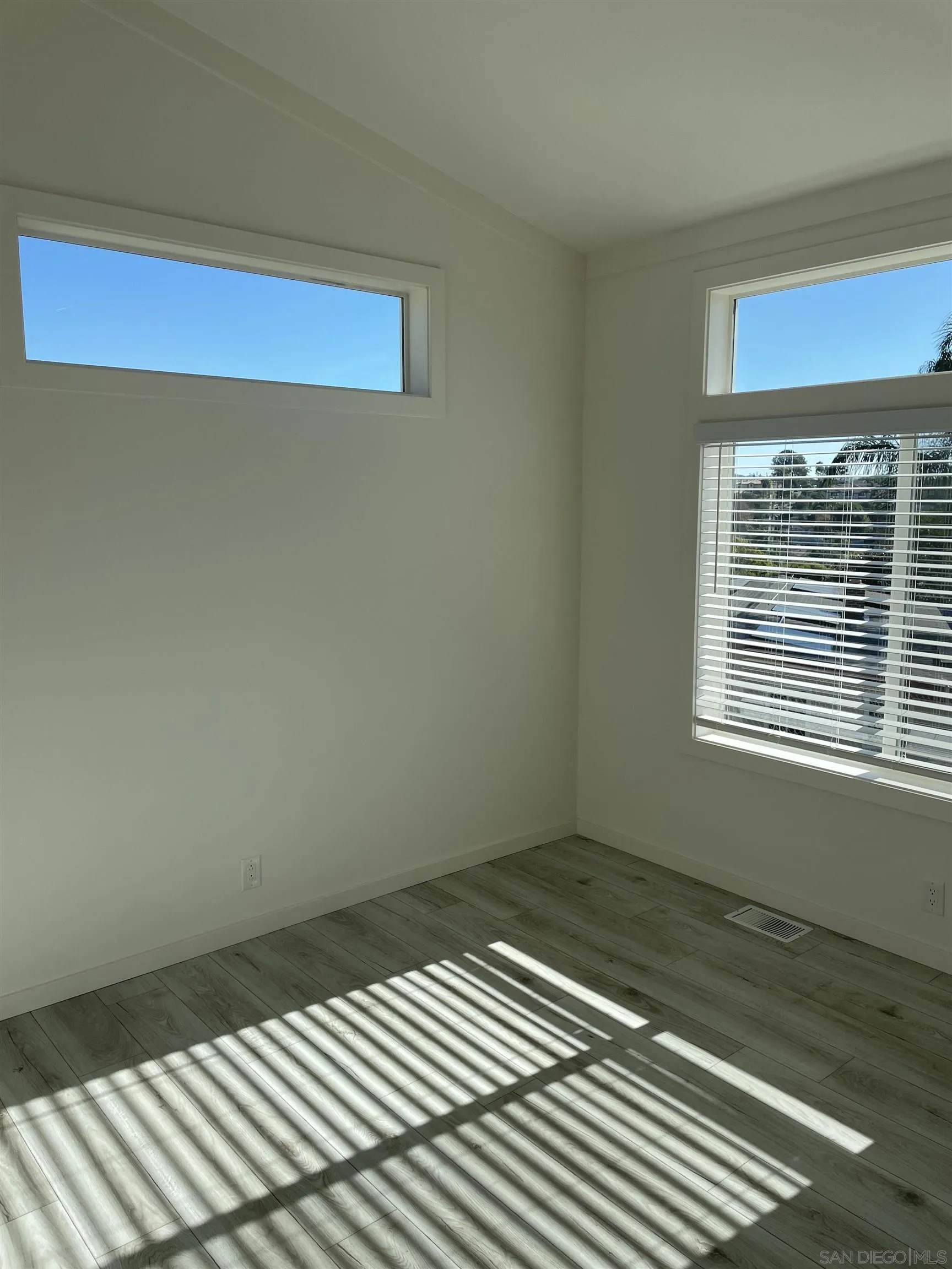 1255 Rhea Place #B, Vista, CA 92084, photo 12