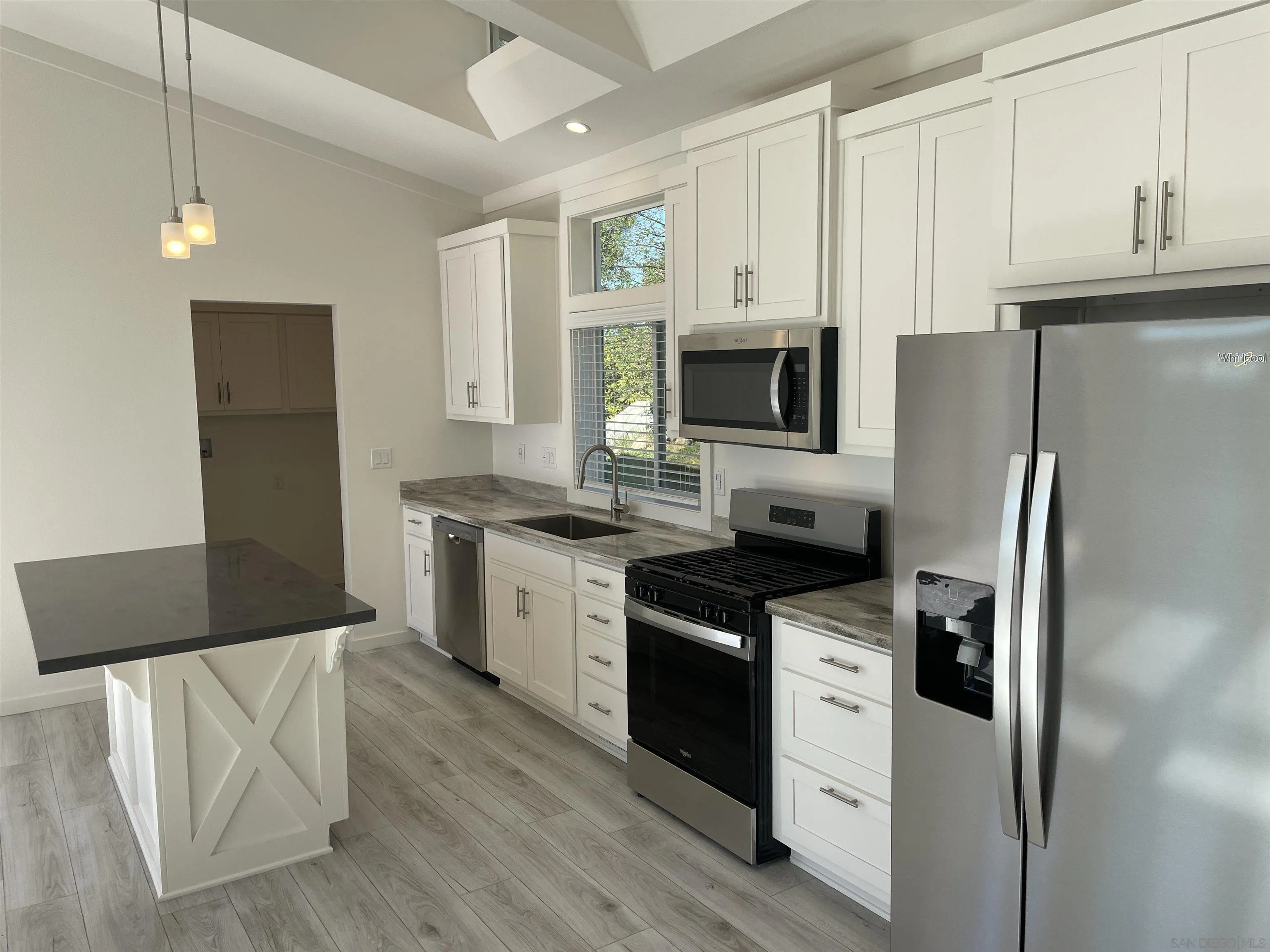 1255 Rhea Place #B, Vista, CA 92084, photo 8