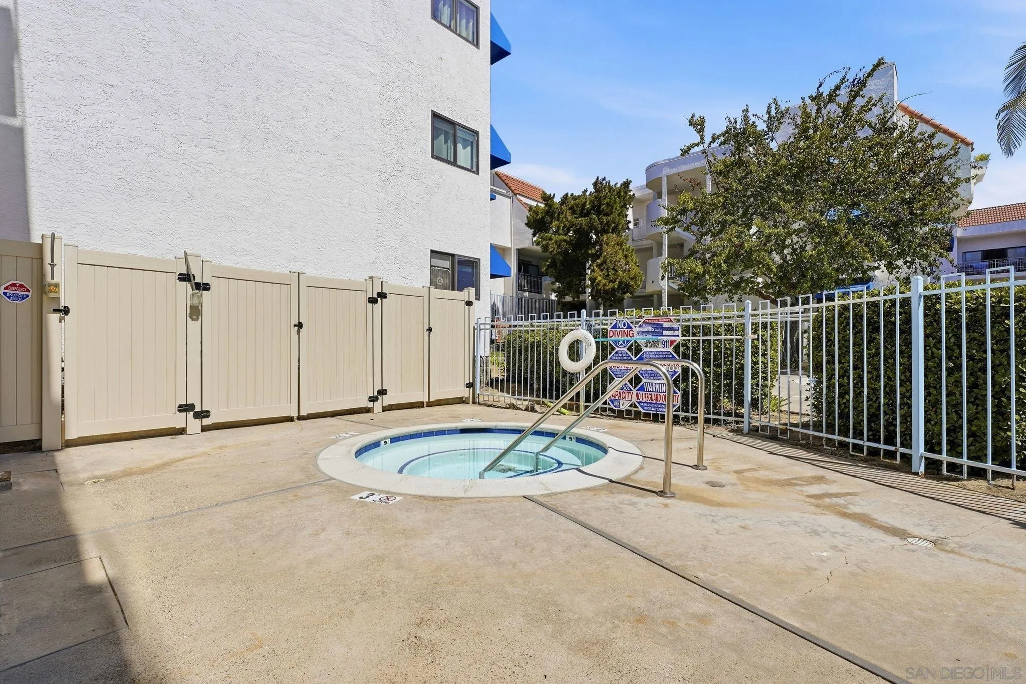https://cdn.realtyfeed.com/cdn/127/260023855/6a4306ba93540fca0da1e973f385ae23.webp