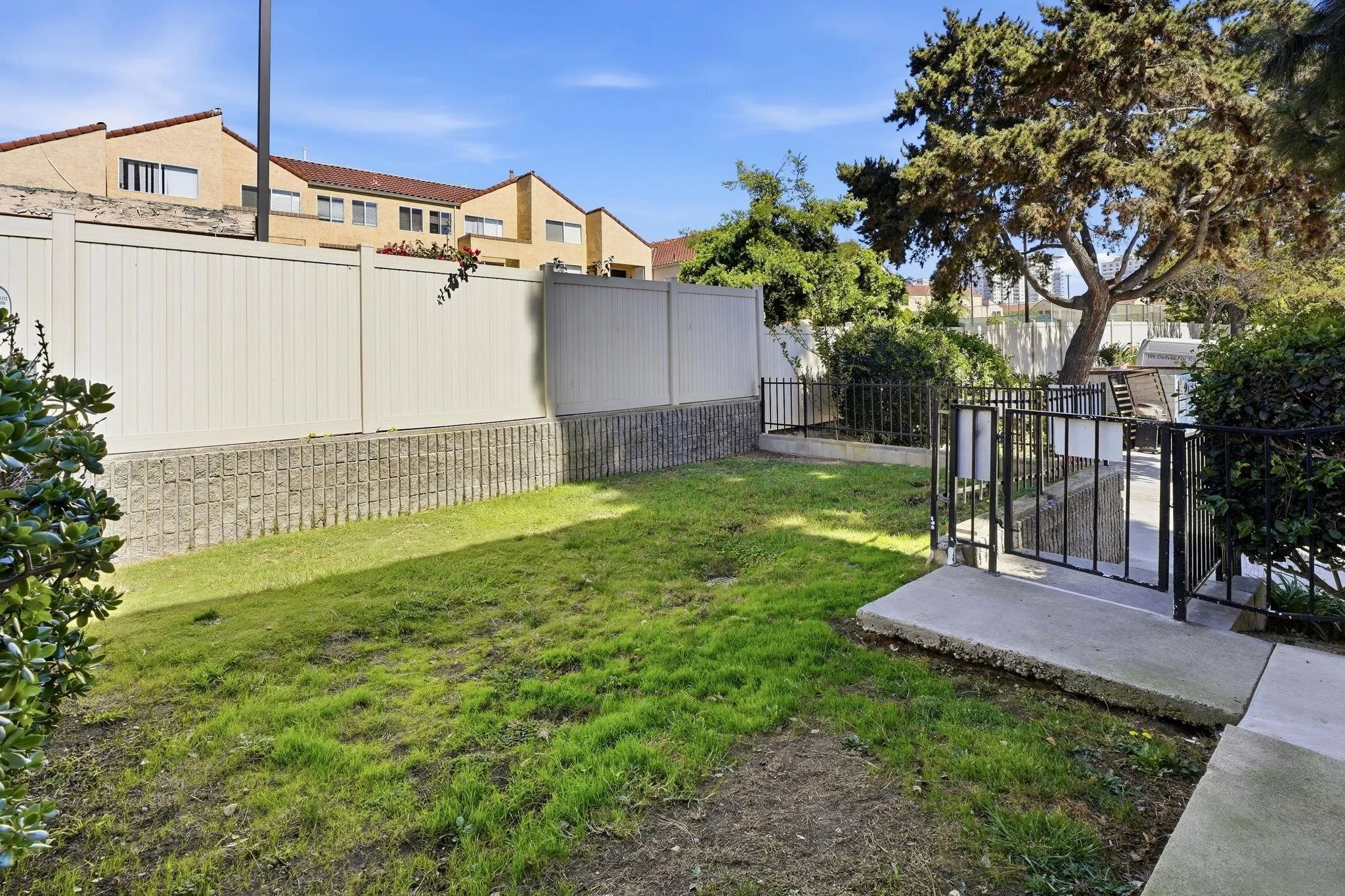 https://cdn.realtyfeed.com/cdn/127/260023855/dbcc9cc94546e227292874f8d504dca5.webp