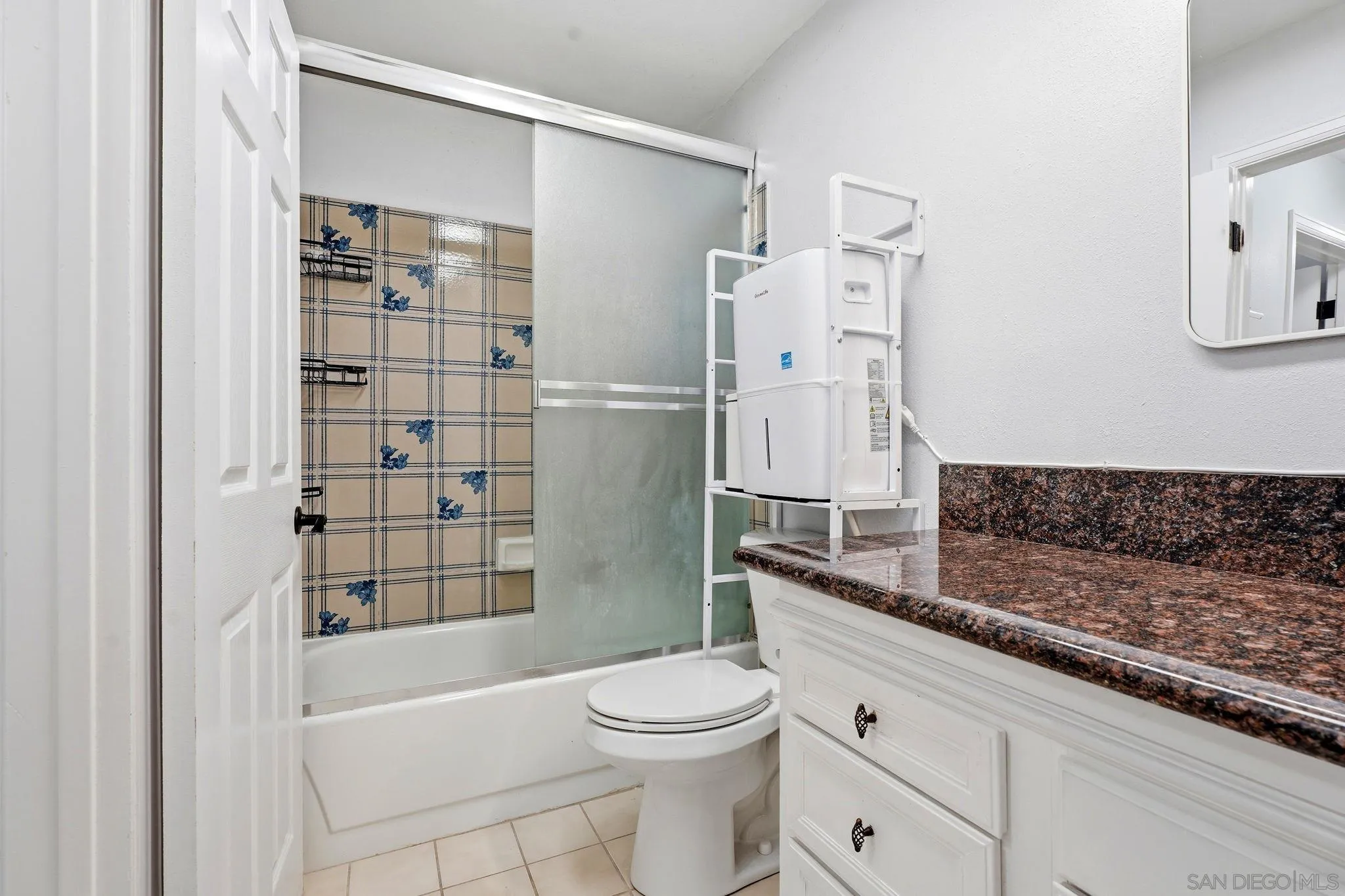 https://cdn.realtyfeed.com/cdn/127/260023855/df52130387c4e7fb6ac12e4d61584524.webp