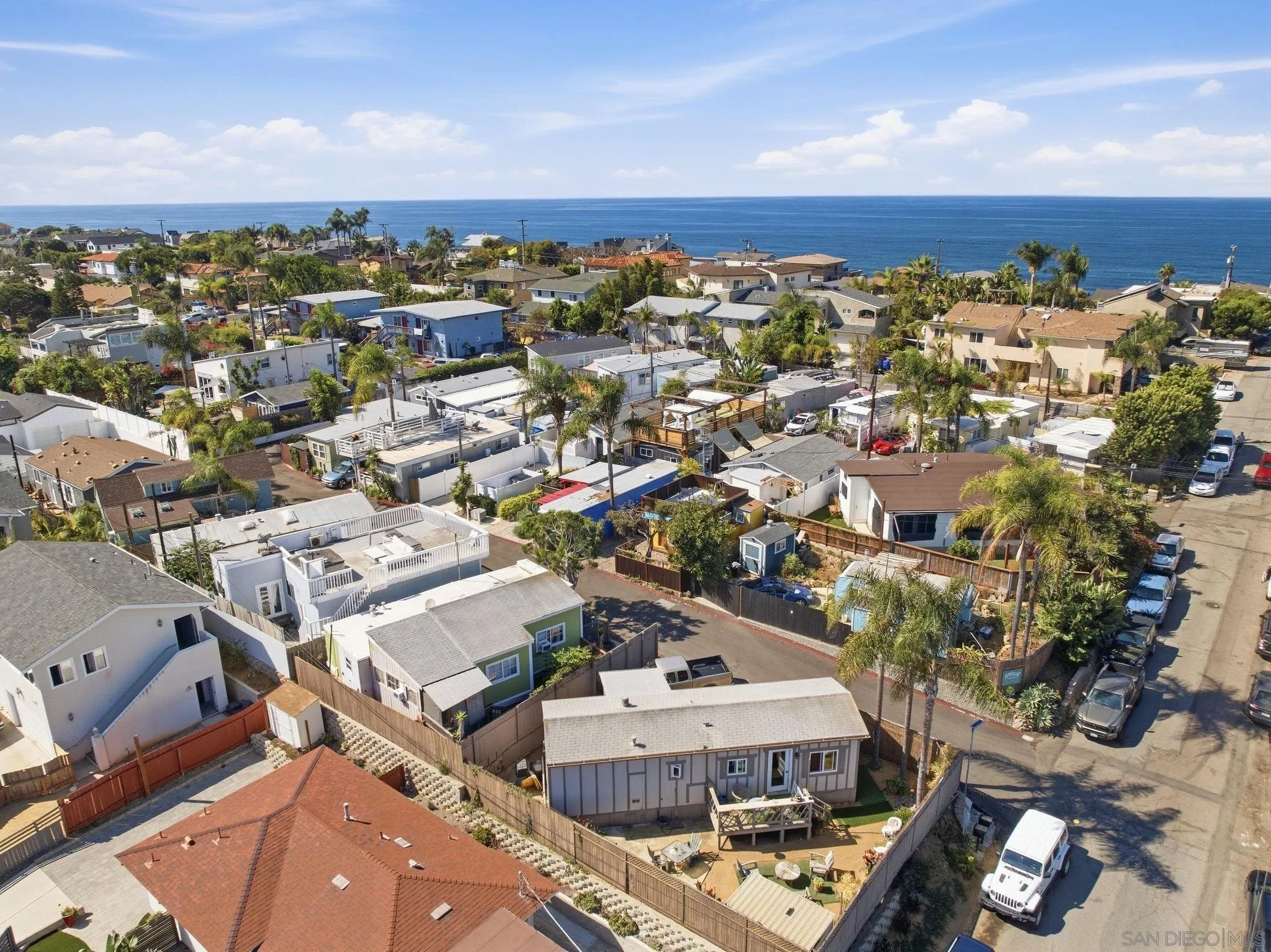 https://cdn.realtyfeed.com/cdn/127/260023858/29b032131af1ab4b076e6ae9f0bbfe3e.webp