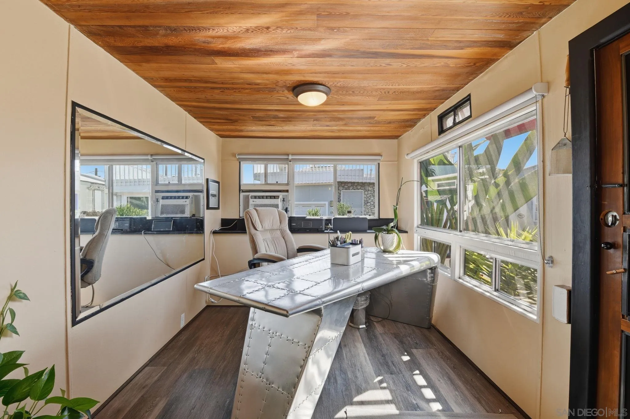 https://cdn.realtyfeed.com/cdn/127/260023858/9f6c012a6e3aadec26a4db5a62537094.webp