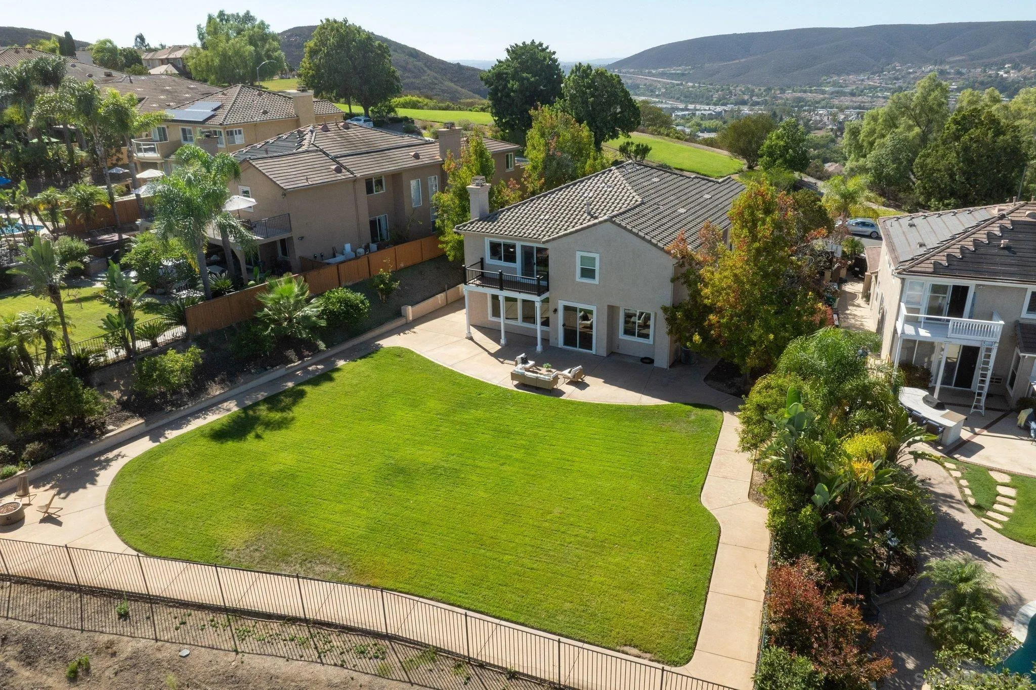 https://cdn.realtyfeed.com/cdn/127/260023861/29062a838efe9c0517ec701a32d20090.webp