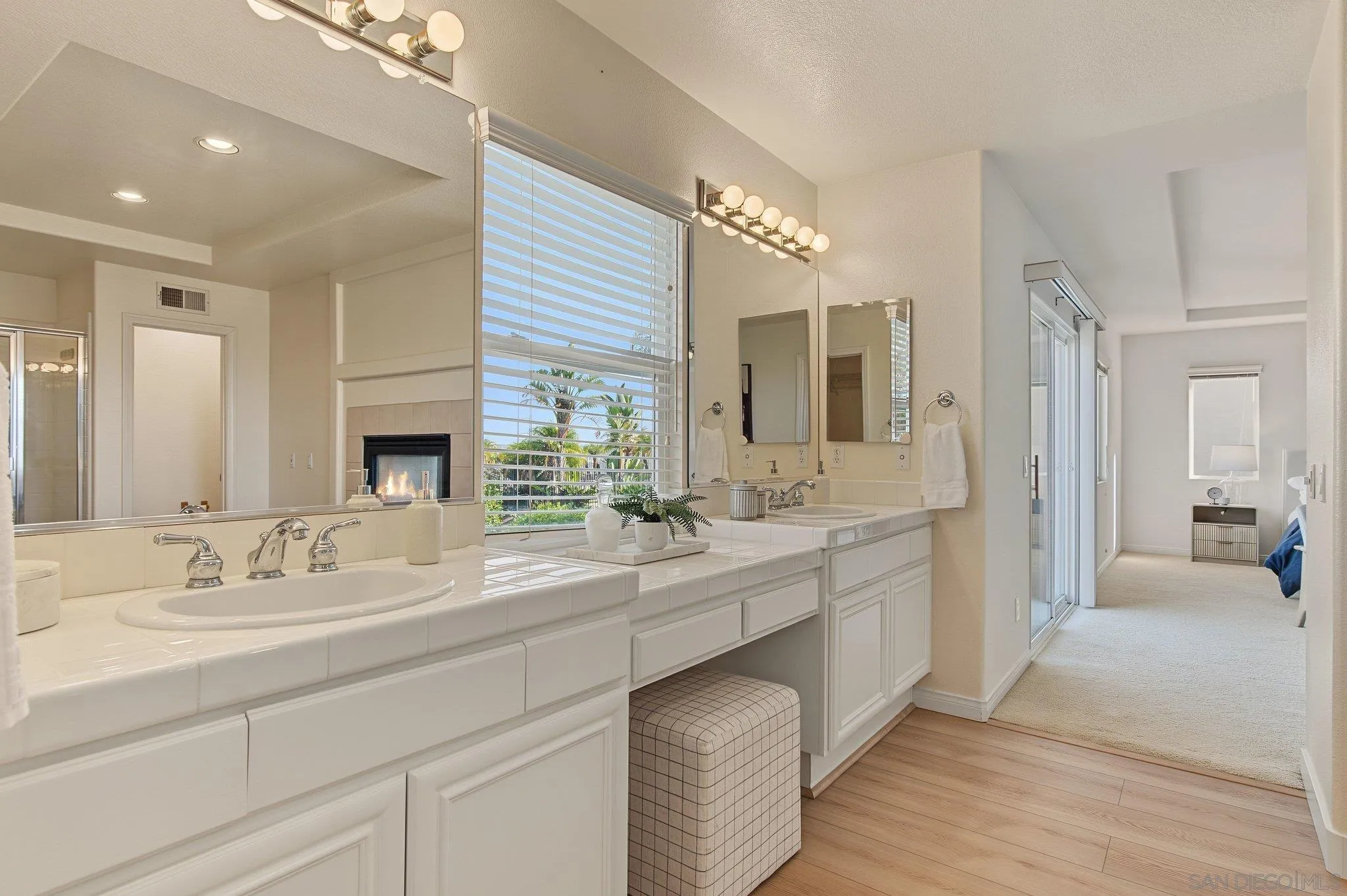 https://cdn.realtyfeed.com/cdn/127/260023861/33392d35688a3d6e2b972fd94de30f0d.webp