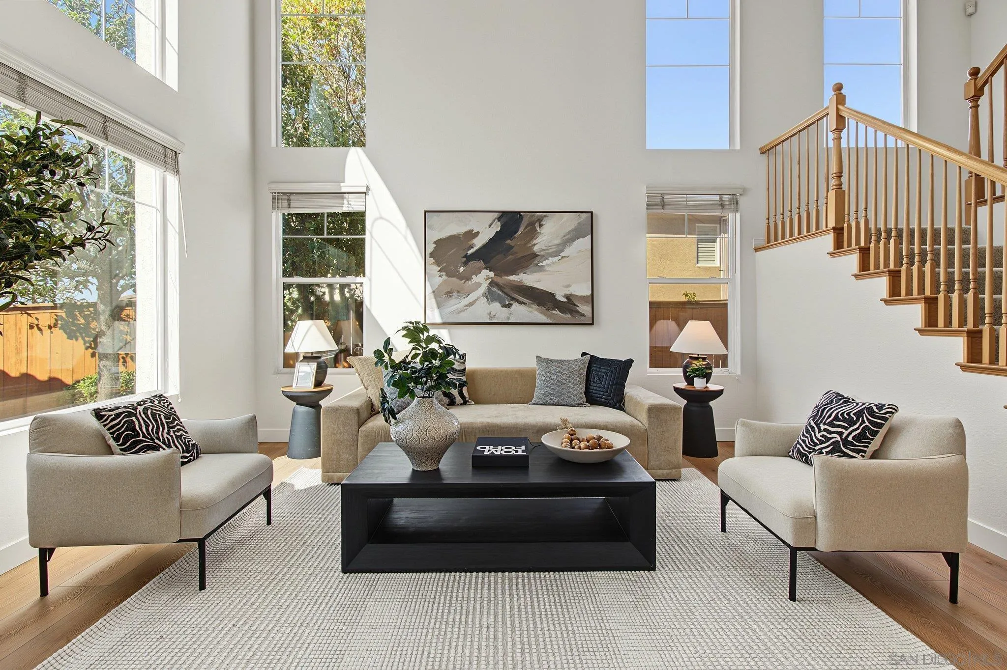https://cdn.realtyfeed.com/cdn/127/260023861/72337b0eb8b0b614f534fd4a7337b087.webp