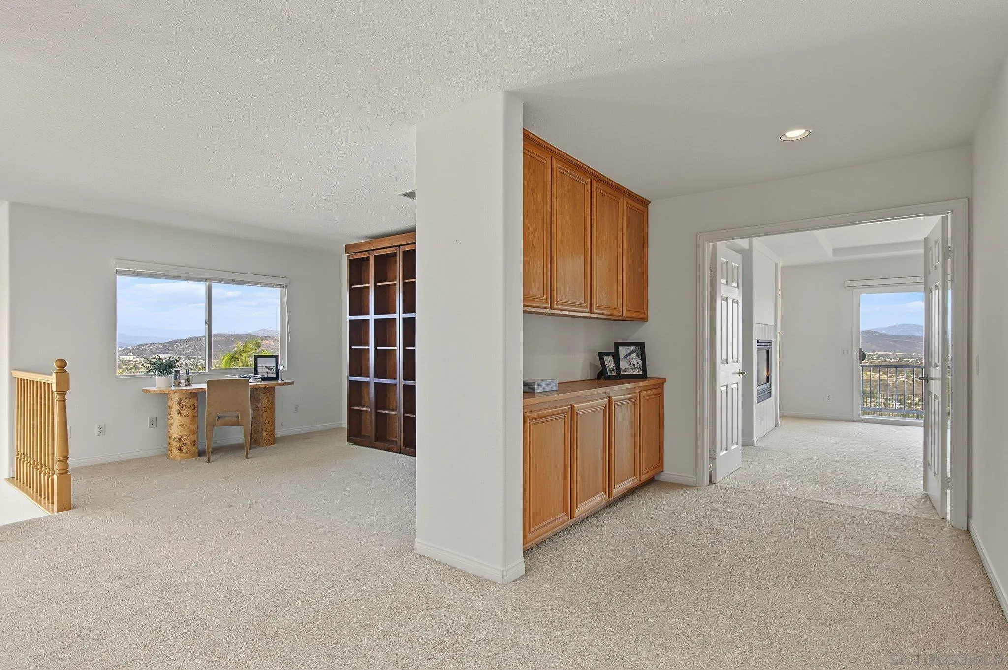 https://cdn.realtyfeed.com/cdn/127/260023861/c6f7f272cf7d722b5a68ff7e922e860d.webp