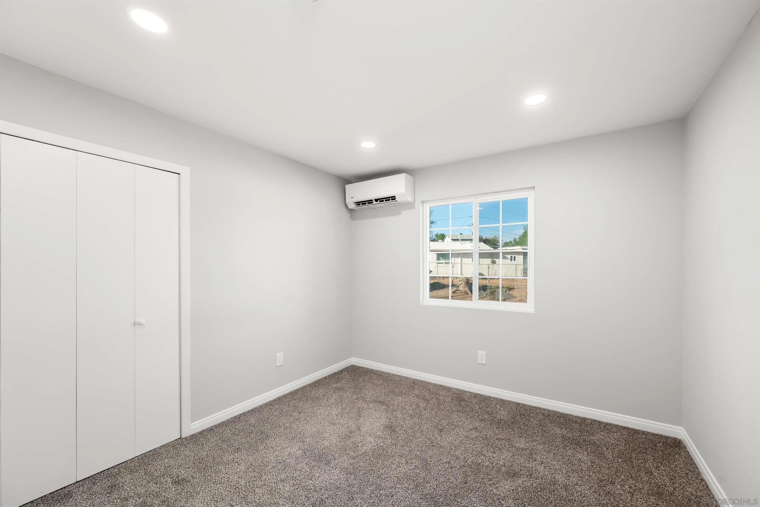 https://cdn.realtyfeed.com/cdn/127/260023865/085836c6fc4c6ec43b41d5a140a9182b.webp