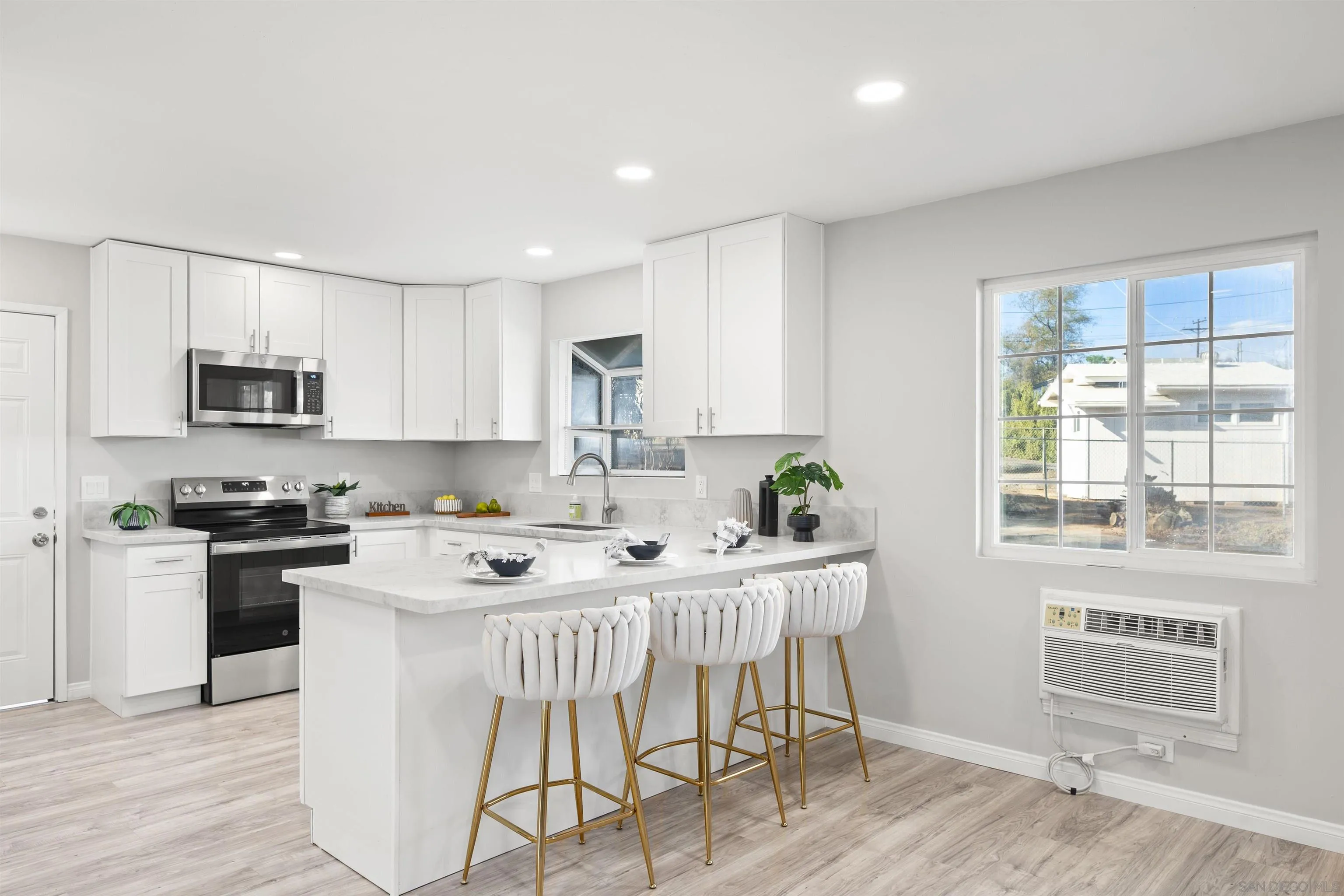 https://cdn.realtyfeed.com/cdn/127/260023865/0aebef306638a2ebe411c7be6e709118.webp