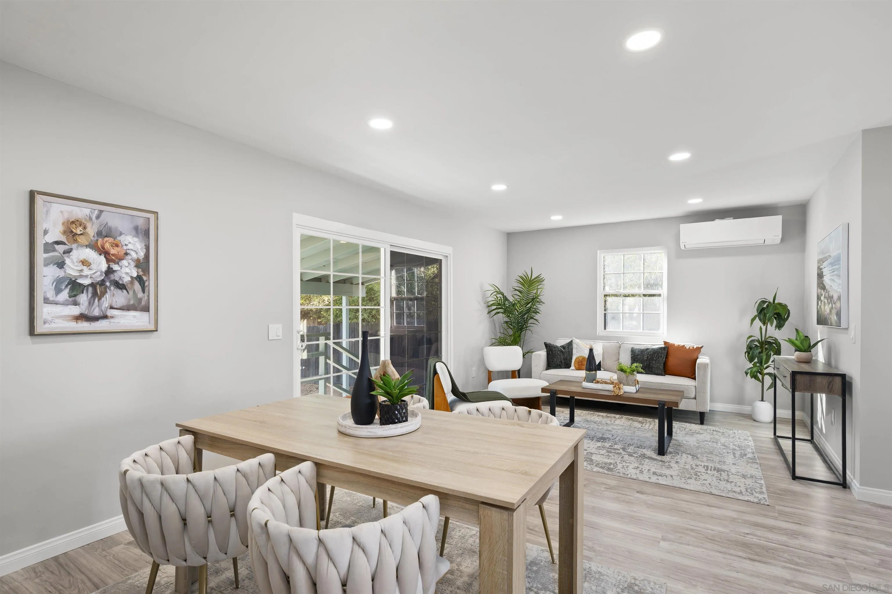 https://cdn.realtyfeed.com/cdn/127/260023865/db22564c307d4520b8c74a9643f8aa30.webp