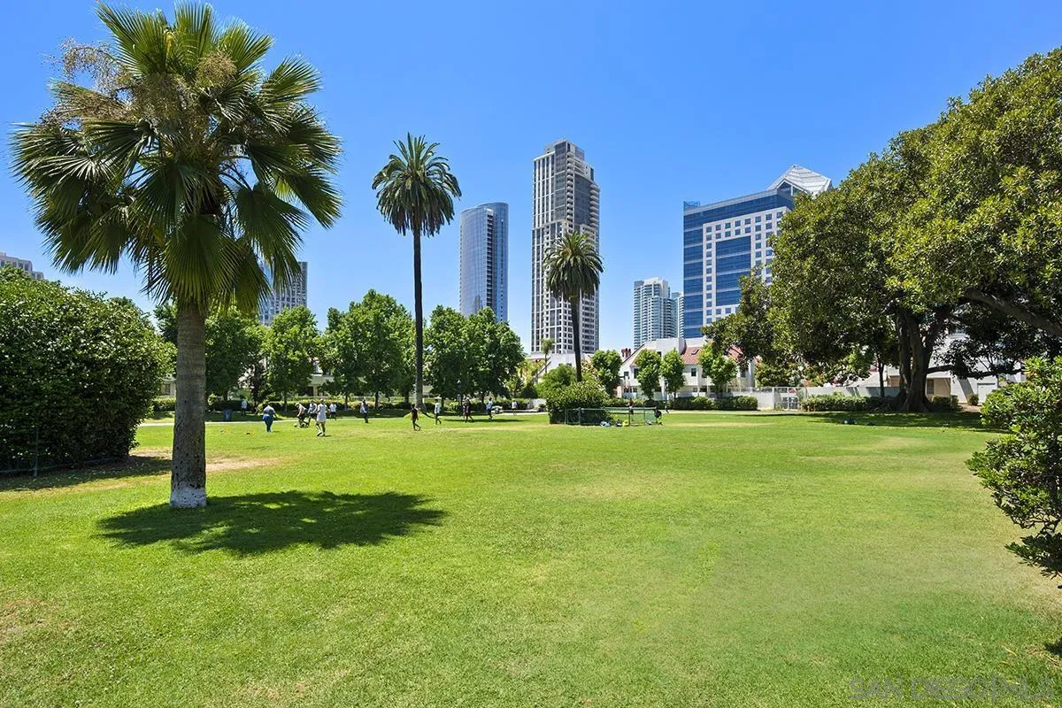 https://cdn.realtyfeed.com/cdn/127/260023866/0d4c802b628591090ebad23b66e1ca13.webp