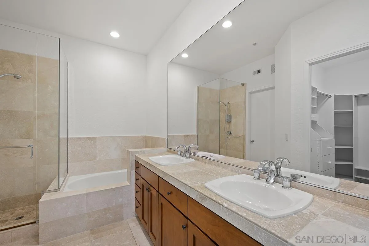 https://cdn.realtyfeed.com/cdn/127/260023866/3c4645ba0d39c874629ce3f14866cf3d.webp