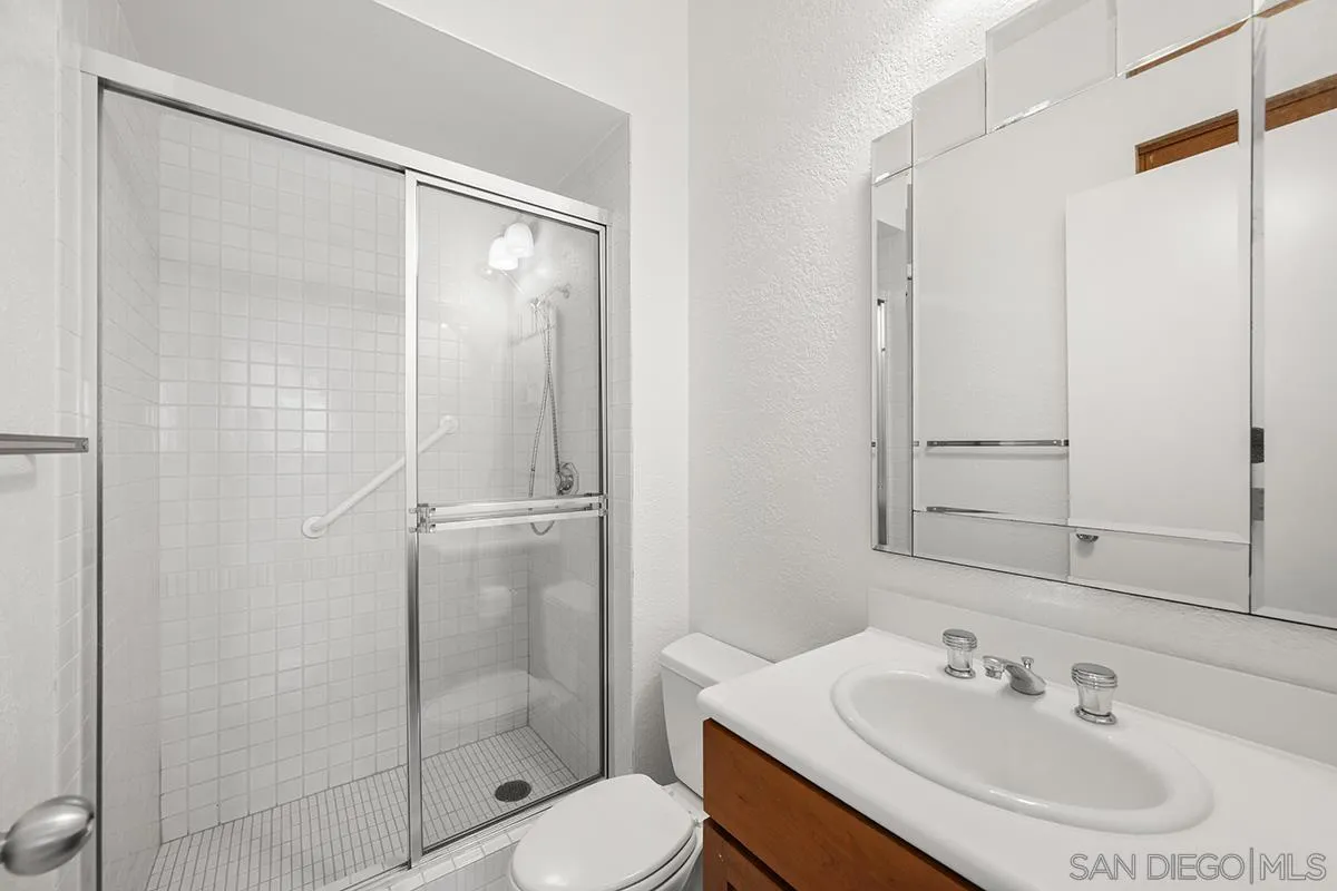 https://cdn.realtyfeed.com/cdn/127/260023866/a7711c7abc5fa4cbef83666168cbd02e.webp