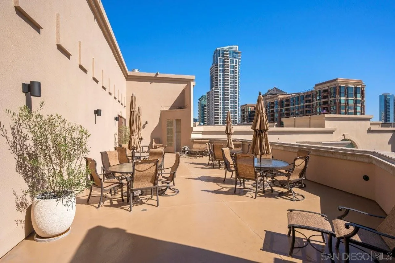 https://cdn.realtyfeed.com/cdn/127/260023866/a7e6b89ee9eb276b51bfcfa1be98b578.webp