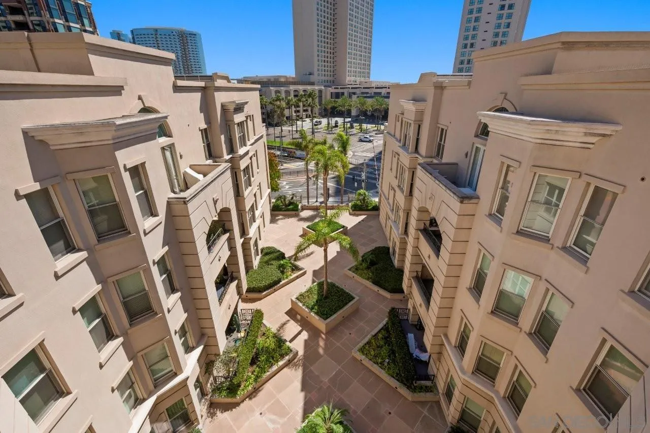 https://cdn.realtyfeed.com/cdn/127/260023866/bc6a6ac847f0233c72815f7d5257543a.webp