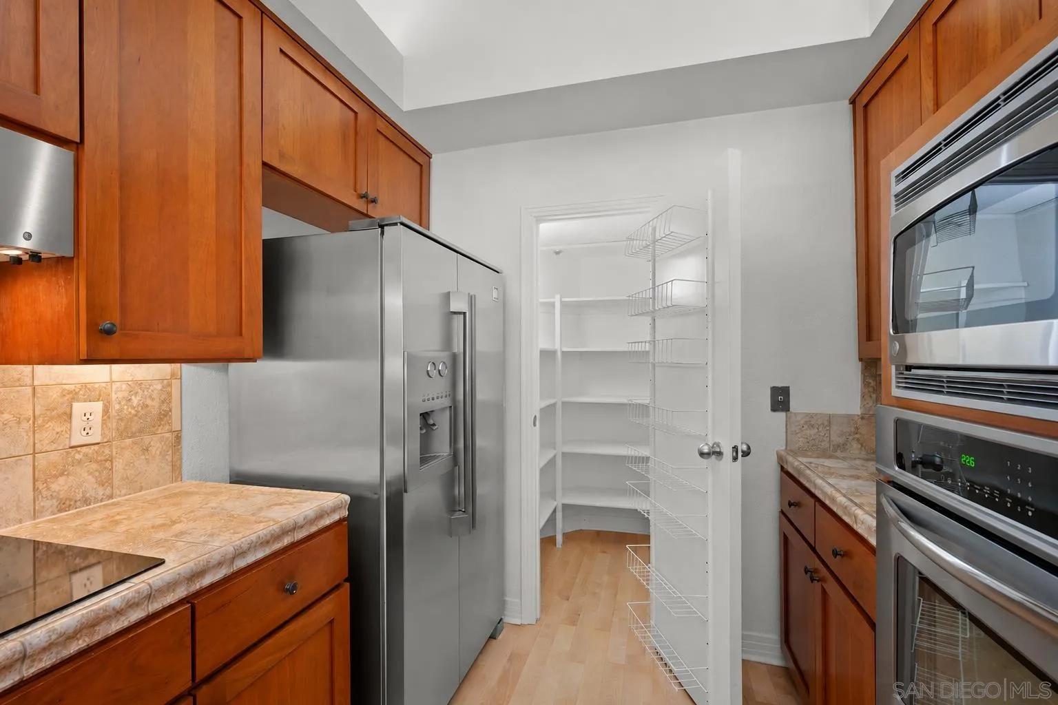 https://cdn.realtyfeed.com/cdn/127/260023866/c67fad44b6a51618f6da97a9a4af295b.webp