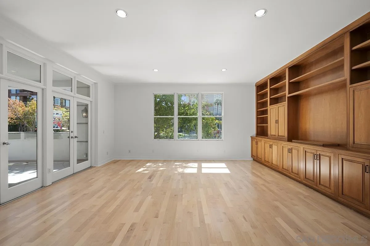 https://cdn.realtyfeed.com/cdn/127/260023866/dfd70b1b1caf1dbefe27b6ec3795674b.webp
