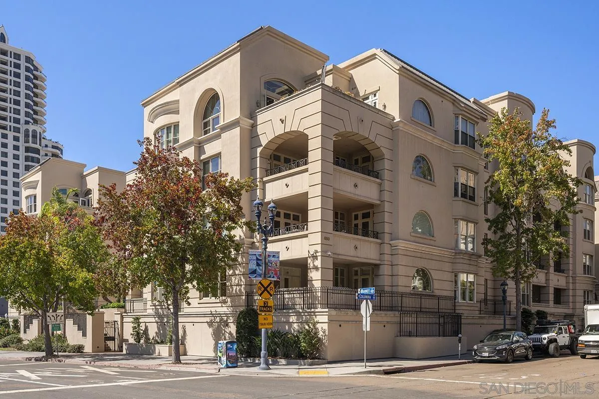 https://cdn.realtyfeed.com/cdn/127/260023866/fa01e92009d287895c970a4233df7468.webp