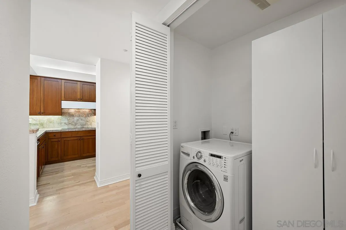 https://cdn.realtyfeed.com/cdn/127/260023866/fa4ad378d7cc11981632c74ec84038cd.webp