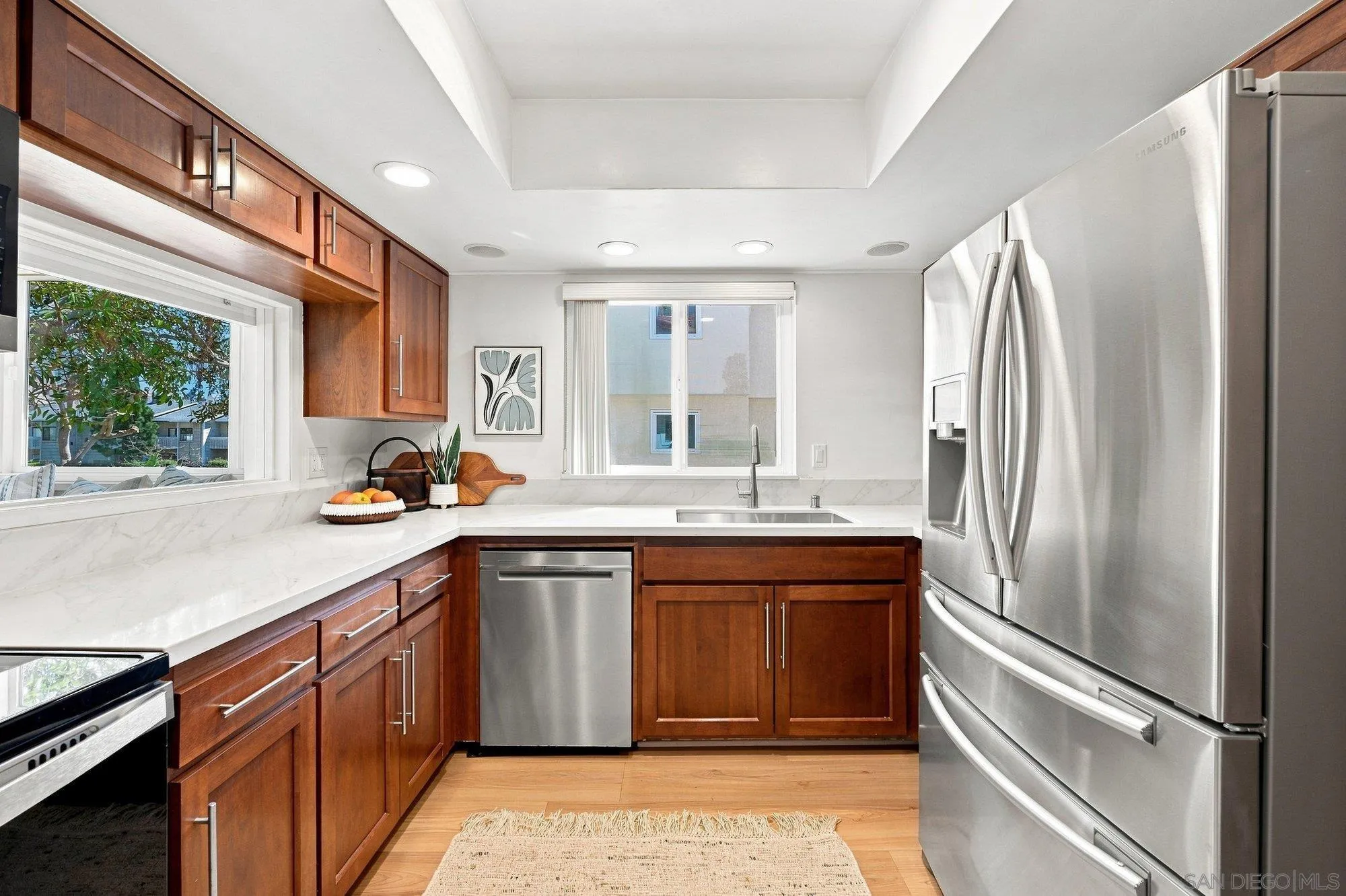 https://cdn.realtyfeed.com/cdn/127/260023868/2cfd084f35fd450ab532b2778eaed07a.webp