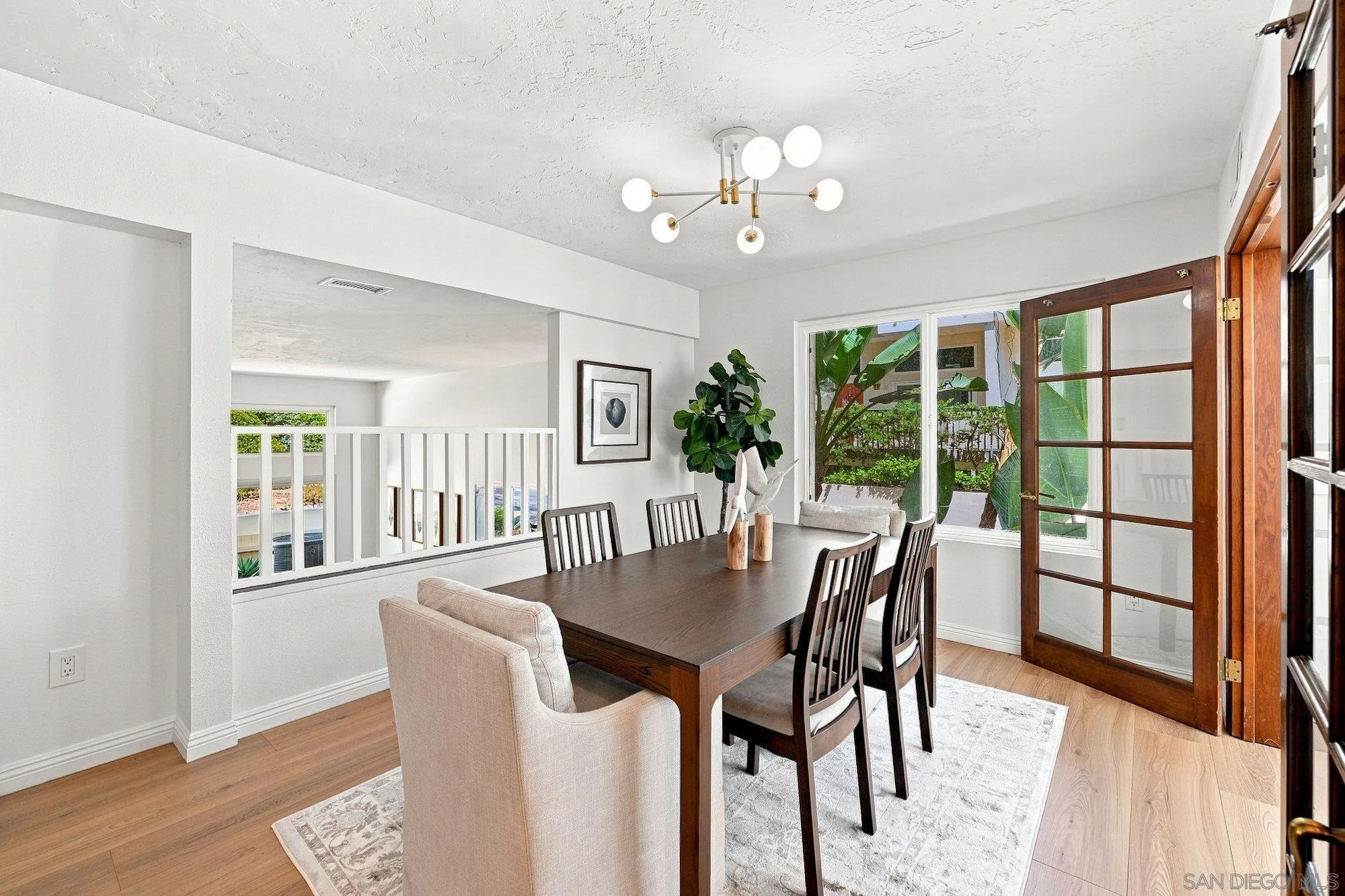 https://cdn.realtyfeed.com/cdn/127/260023868/5c43c1ebc6d6705ac31fad8f65bd7c67.webp