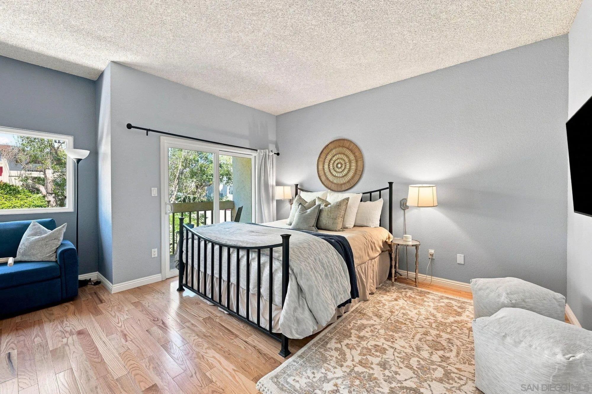 https://cdn.realtyfeed.com/cdn/127/260023868/8cd6235198d38be109e01a4a41a270b2.webp