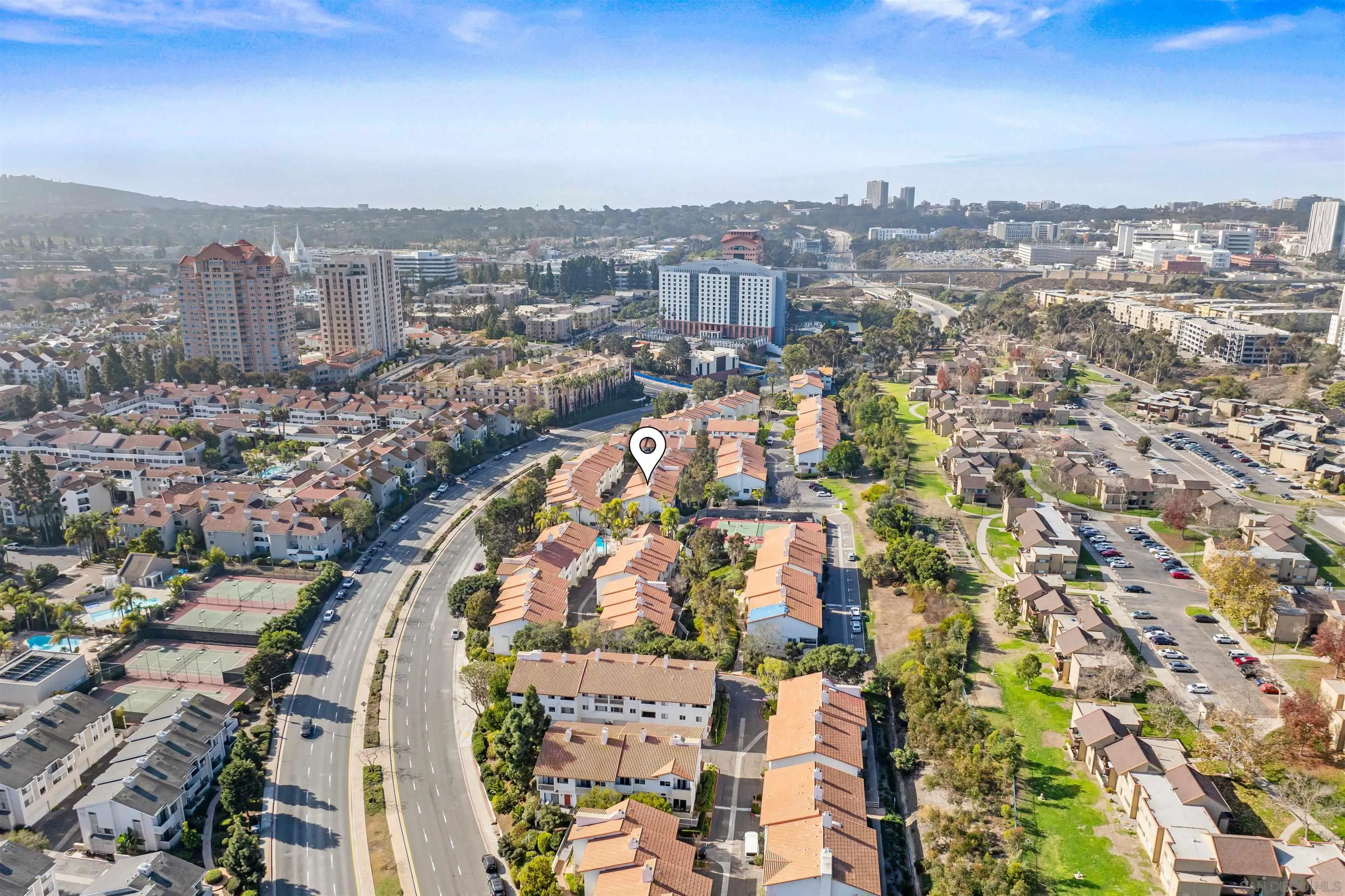 https://cdn.realtyfeed.com/cdn/127/260023868/af2cfe27bd516bf291cdd439a147810c.webp