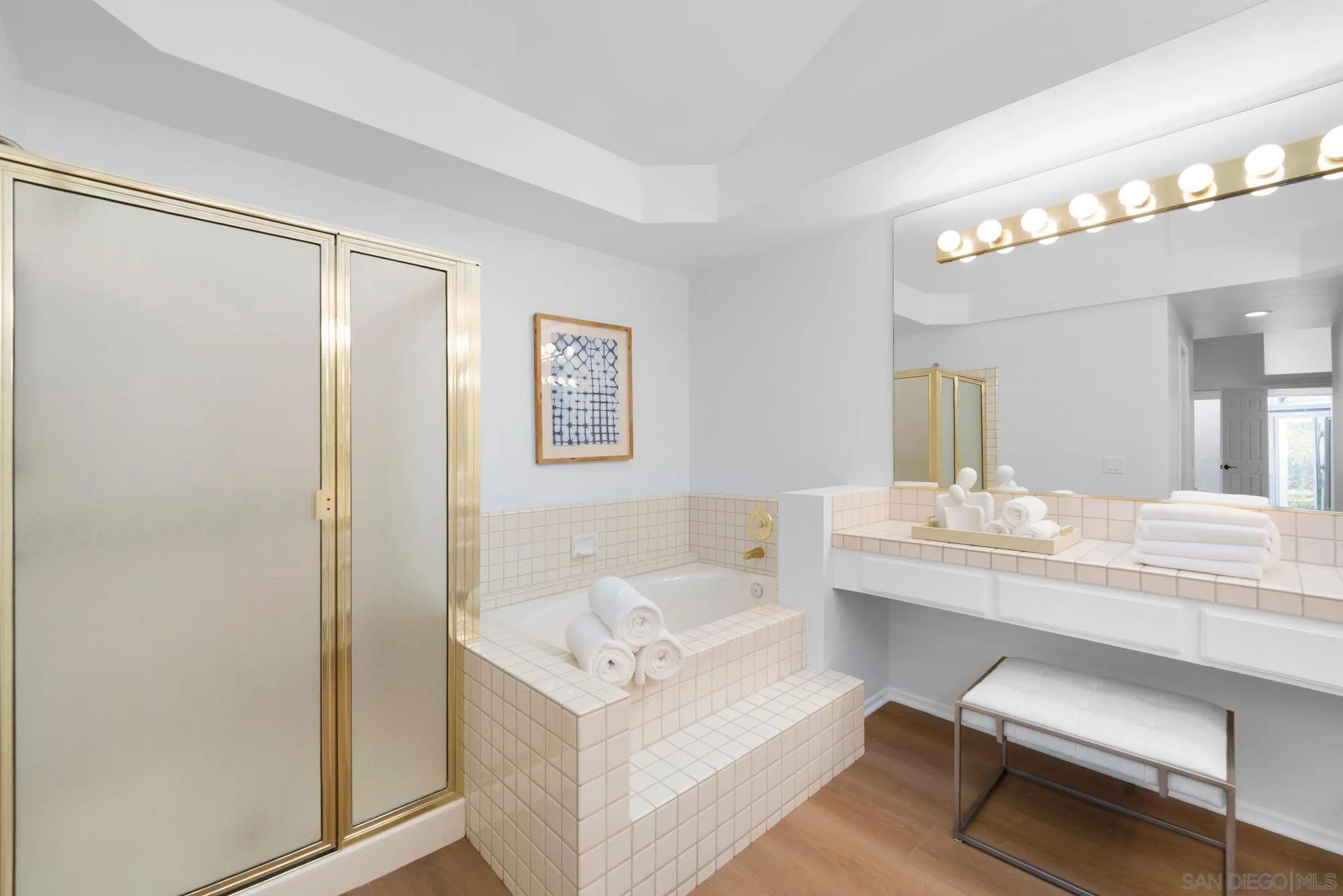 https://cdn.realtyfeed.com/cdn/127/260023879/33e0a6e586d161aee33e3eb8794a8a58.webp