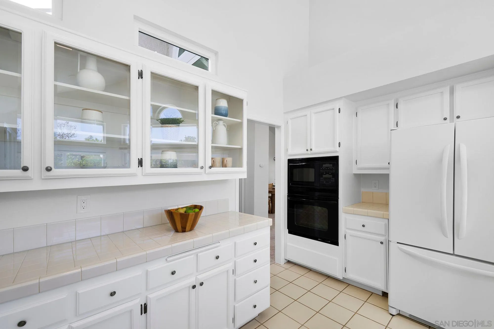 https://cdn.realtyfeed.com/cdn/127/260023879/6525309bcf69d69b5a6b253145f7d90e.webp